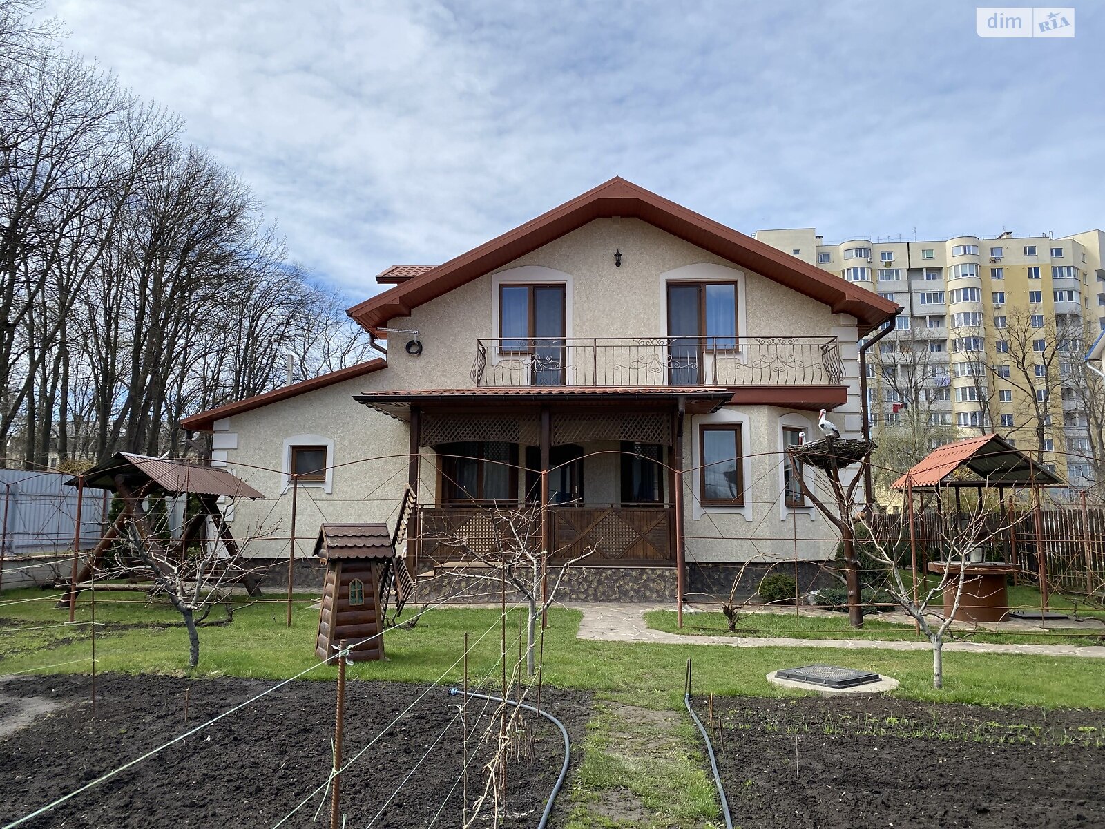 двухэтажный дом, 215 кв. м, кирпич. Продажа в Виннице район Тяжилов фото 1 двухэтажный дом, 215 кв. м, кирпич. Продажа в Виннице район Тяжилов фото 1