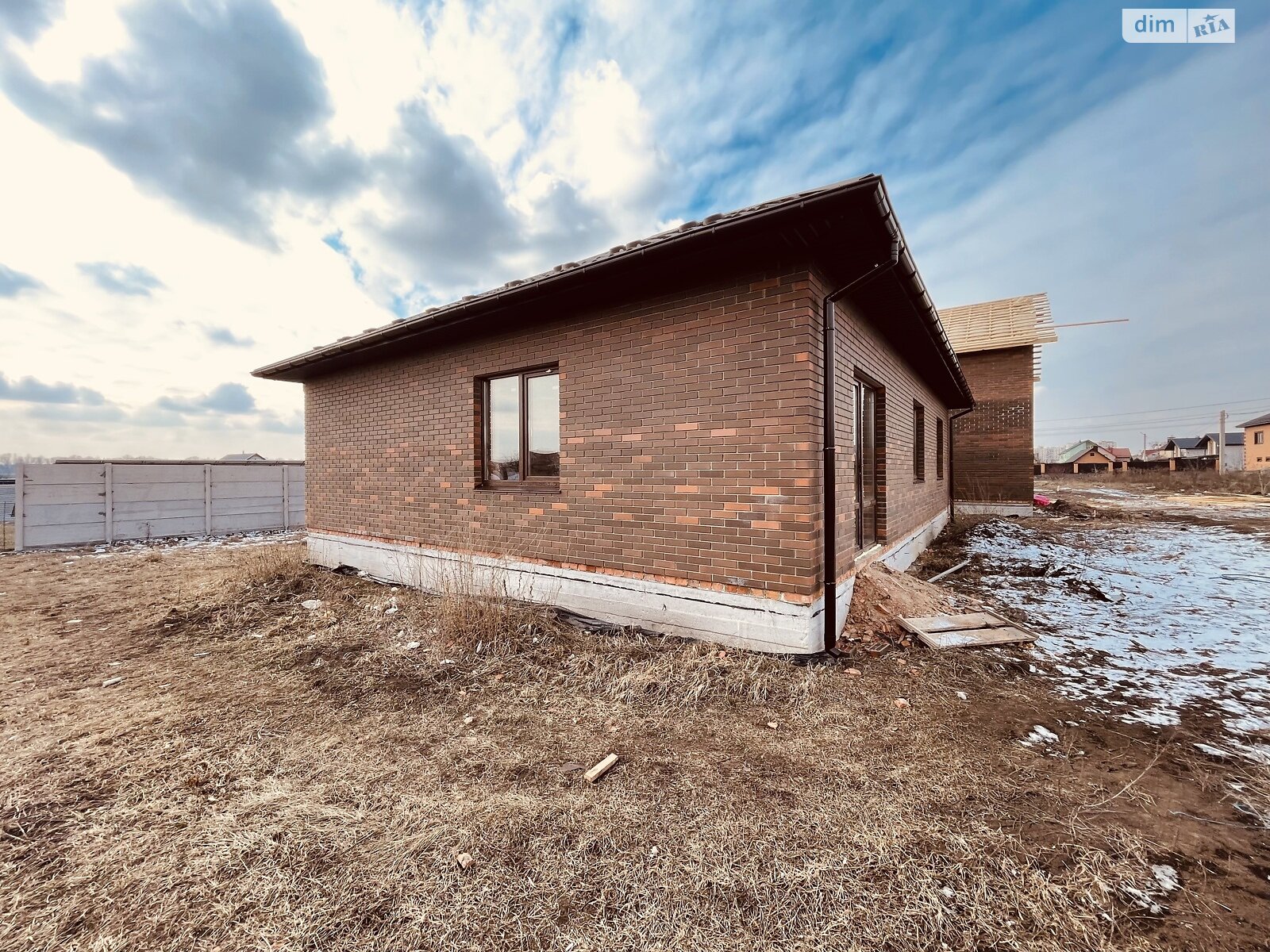 одноэтажный дом, 105 кв. м, кирпич. Продажа в Виннице район Тяжилов фото 1 одноэтажный дом, 105 кв. м, кирпич. Продажа в Виннице район Тяжилов фото 1
