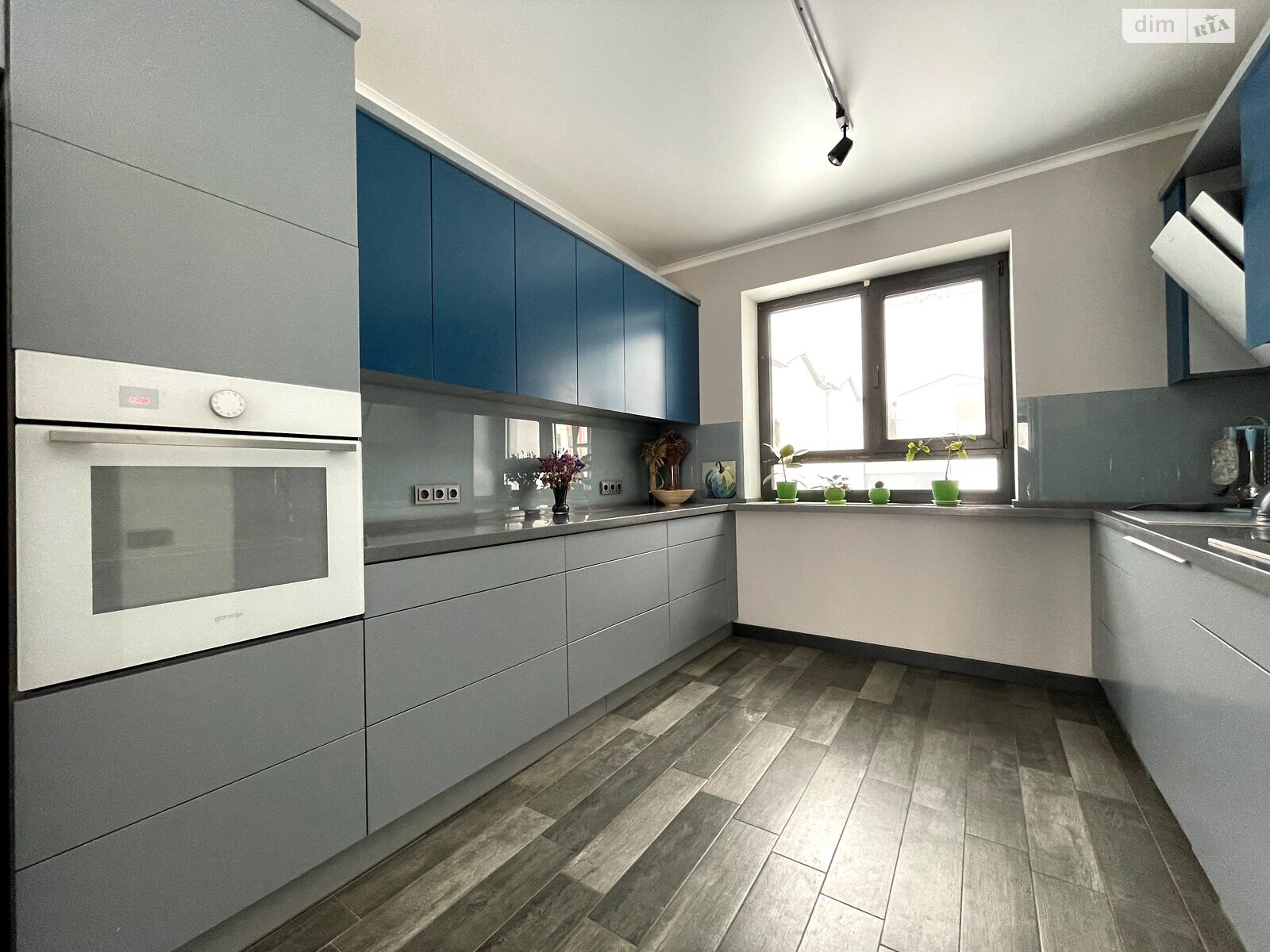 двоповерховий будинок з гаражем, 328 кв. м, цегла. Продаж в Вінниці, район Вишенька фото 1 двоповерховий будинок з гаражем, 328 кв. м, цегла. Продаж в Вінниці, район Вишенька фото 1