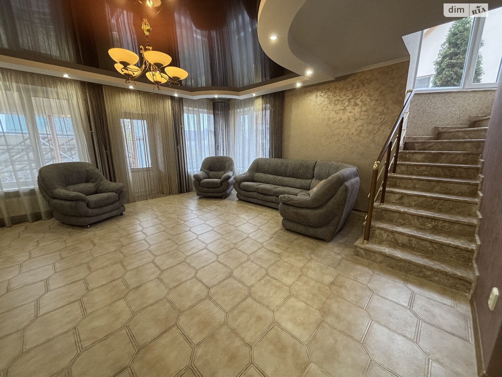 двоповерховий будинок з верандою, 250 кв. м, кирпич. Продаж у Вінниці фото 1