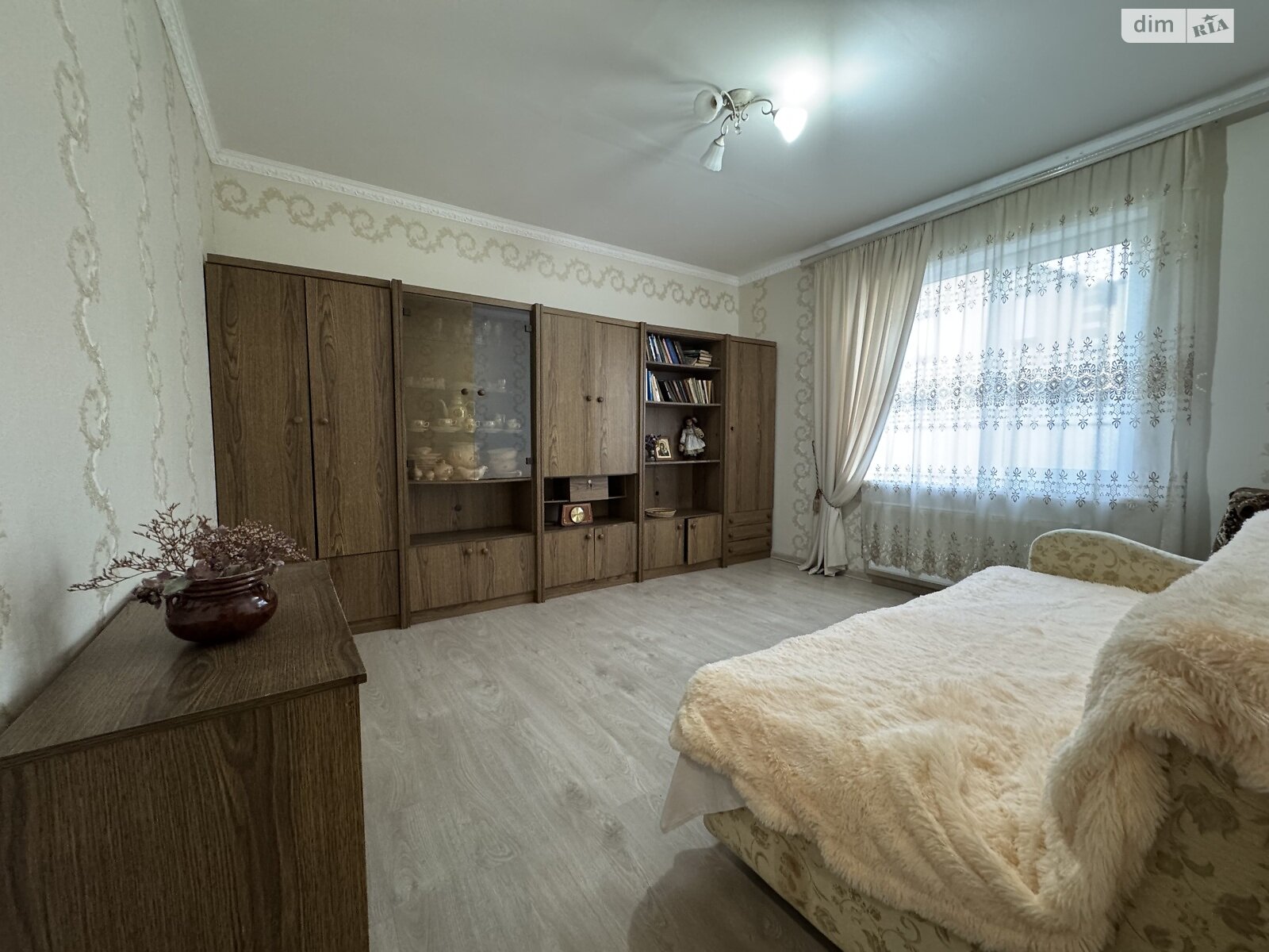 одноэтажный дом с гаражом, 125 кв. м, кирпич. Продажа в Виннице район Замостье фото 1 одноэтажный дом с гаражом, 125 кв. м, кирпич. Продажа в Виннице район Замостье фото 1