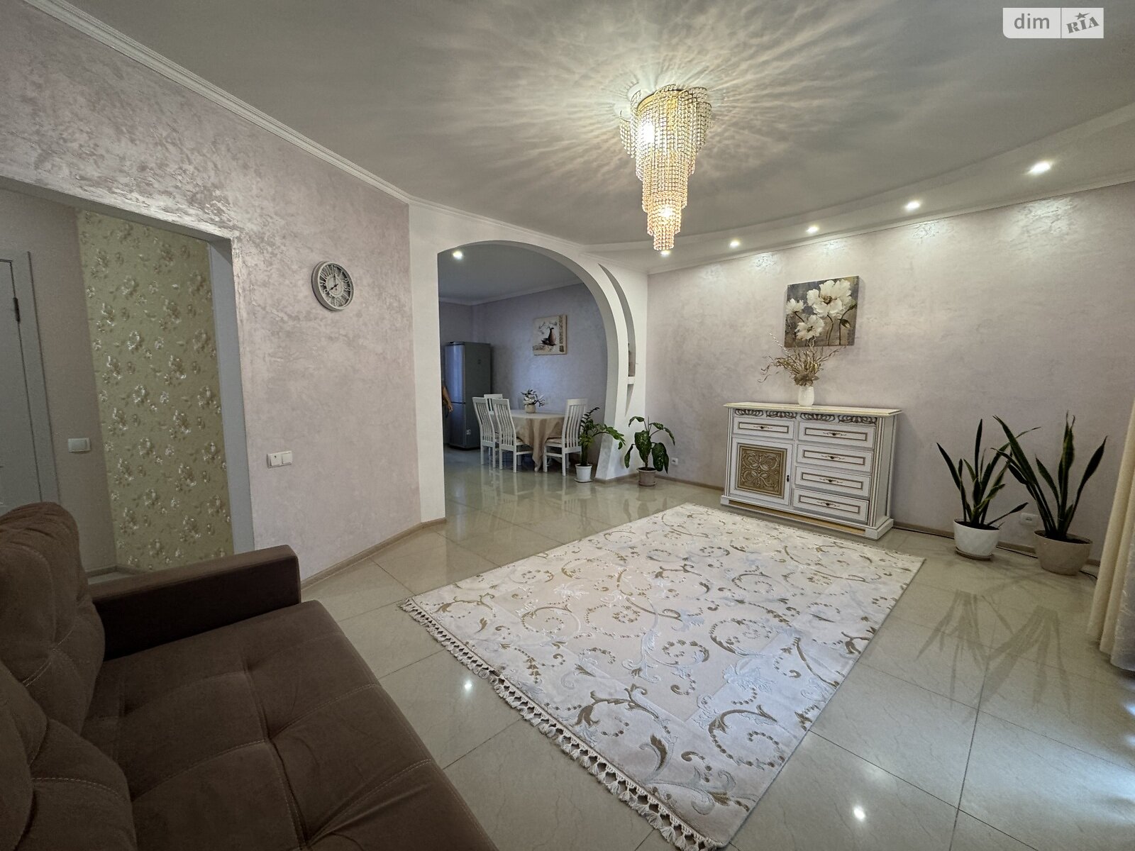 одноэтажный дом с гаражом, 125 кв. м, кирпич. Продажа в Виннице район Замостье фото 1 одноэтажный дом с гаражом, 125 кв. м, кирпич. Продажа в Виннице район Замостье фото 1