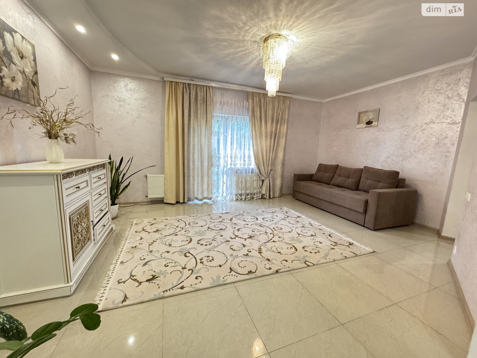 одноэтажный дом с гаражом, 125 кв. м, кирпич. Продажа в Виннице район Замостье фото 1 одноэтажный дом с гаражом, 125 кв. м, кирпич. Продажа в Виннице район Замостье фото 1
