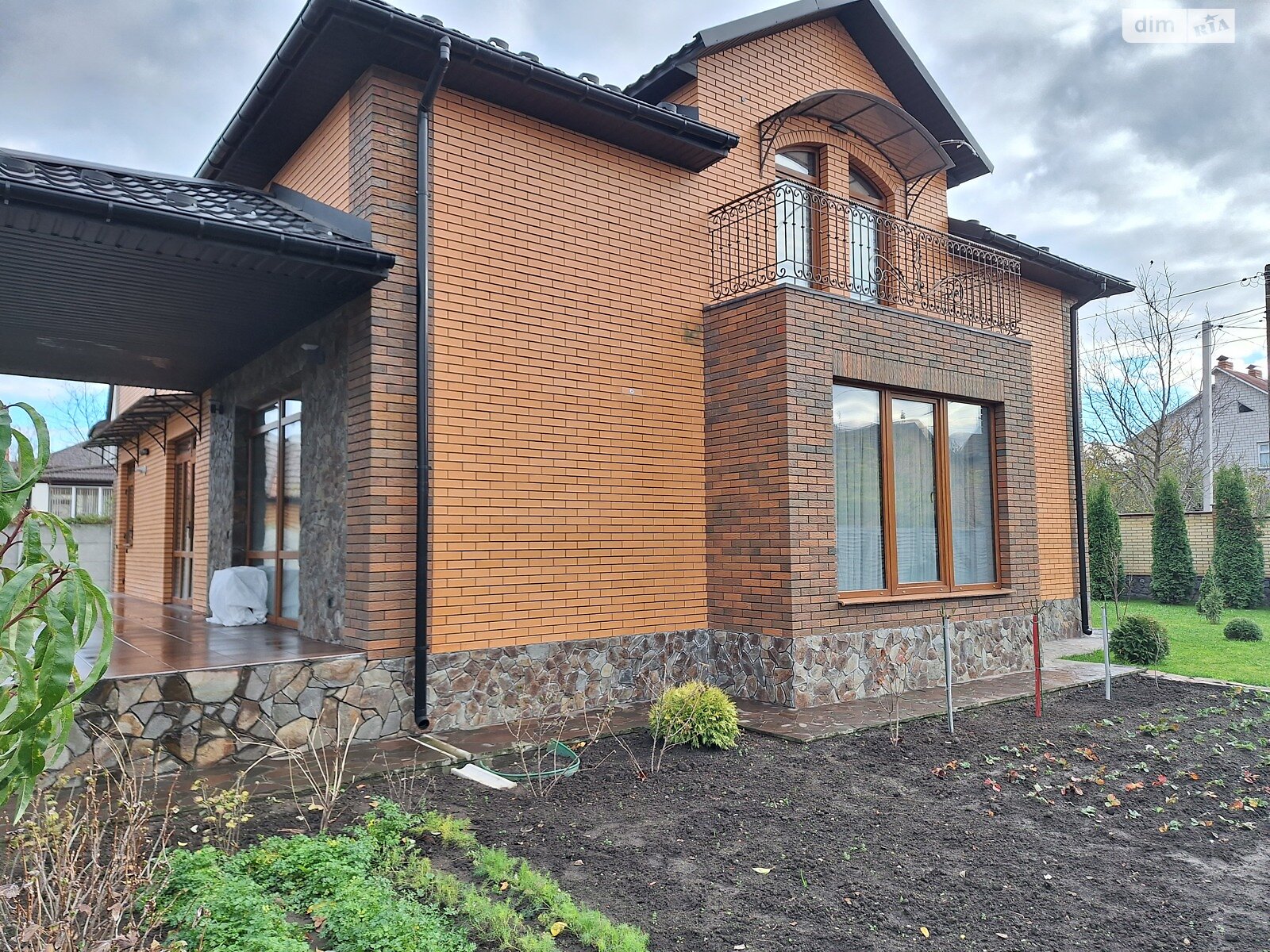 двухэтажный дом с отоплением, 245 кв. м, кирпич. Продажа в Виннице район Замостянский фото 1 двухэтажный дом с отоплением, 245 кв. м, кирпич. Продажа в Виннице район Замостянский фото 1