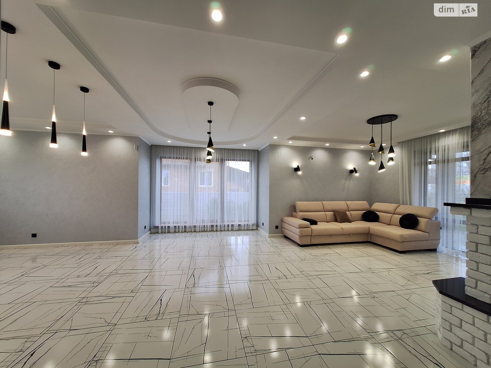 двухэтажный дом с отоплением, 245 кв. м, кирпич. Продажа в Виннице район Замостянский фото 1 двухэтажный дом с отоплением, 245 кв. м, кирпич. Продажа в Виннице район Замостянский фото 1