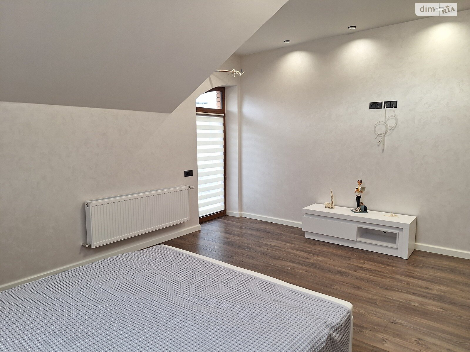 двухэтажный дом с отоплением, 245 кв. м, кирпич. Продажа в Виннице район Замостянский фото 1 двухэтажный дом с отоплением, 245 кв. м, кирпич. Продажа в Виннице район Замостянский фото 1