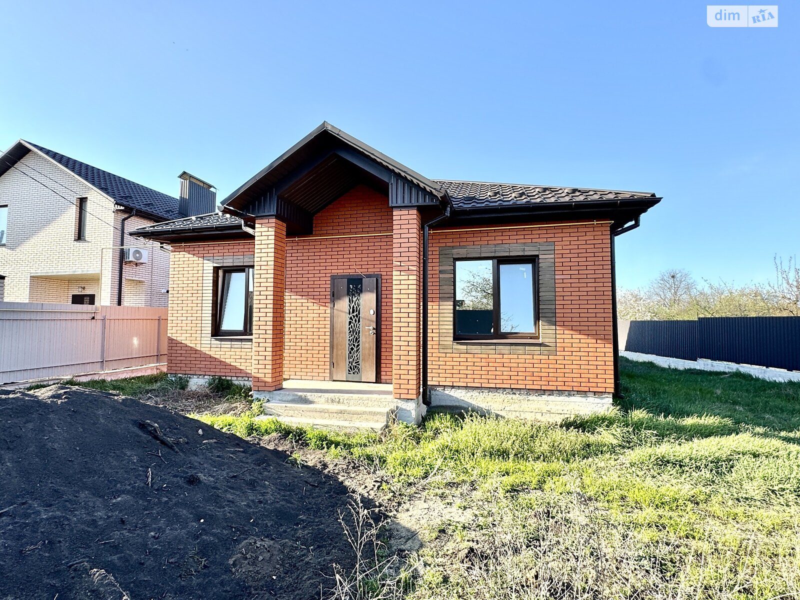 одноэтажный дом с отоплением, 105 кв. м, кирпич. Продажа в Виннице район Замостянский фото 1 одноэтажный дом с отоплением, 105 кв. м, кирпич. Продажа в Виннице район Замостянский фото 1