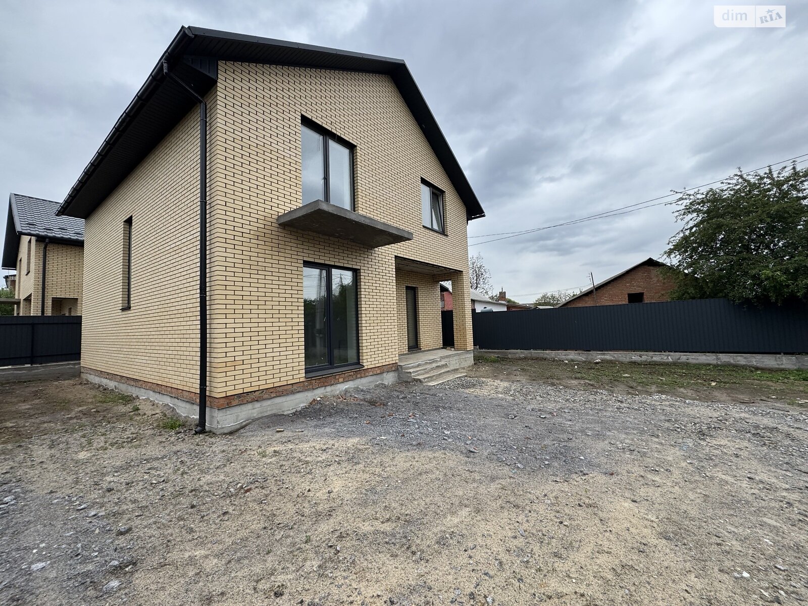 двоповерховий будинок з опаленням, 127 кв. м, кирпич. Продаж в Вінниці, район Старе місто фото 1 двоповерховий будинок з опаленням, 127 кв. м, кирпич. Продаж в Вінниці, район Старе місто фото 1