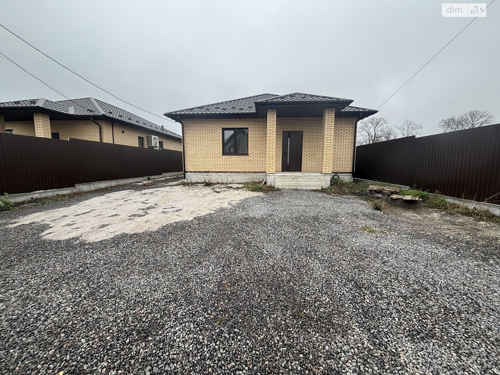 одноэтажный дом с верандой, 95 кв. м, кирпич. Продажа в Виннице район Тяжилов фото 1 одноэтажный дом с верандой, 95 кв. м, кирпич. Продажа в Виннице район Тяжилов фото 1
