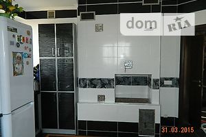 двухэтажный дом с балконом, 250 кв. м, кирпич. Продажа в Зарванцах фото 2