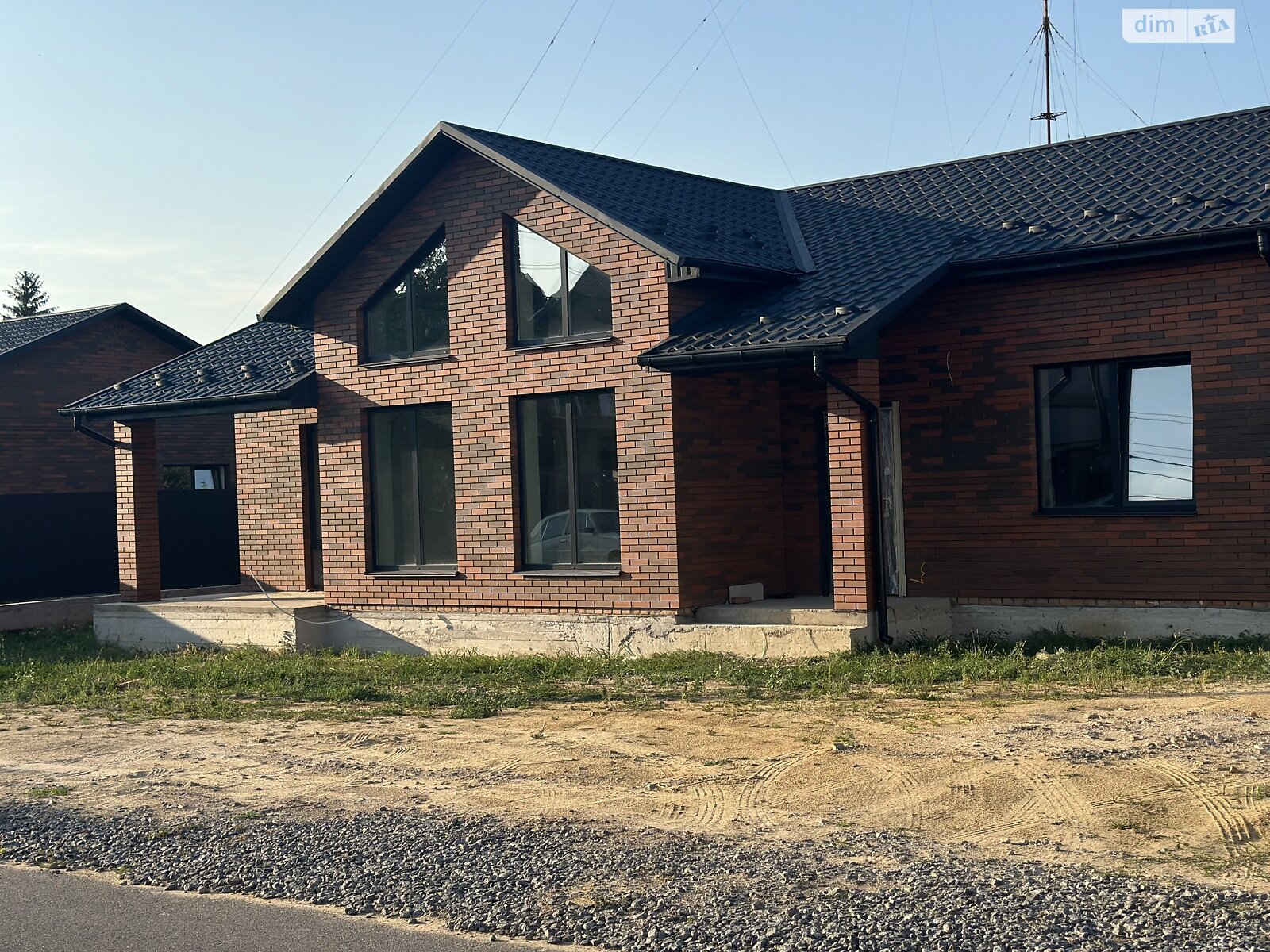 одноэтажный дом, 131 кв. м, кирпич. Продажа в Зарванцах фото 1 одноэтажный дом, 131 кв. м, кирпич. Продажа в Зарванцах фото 1