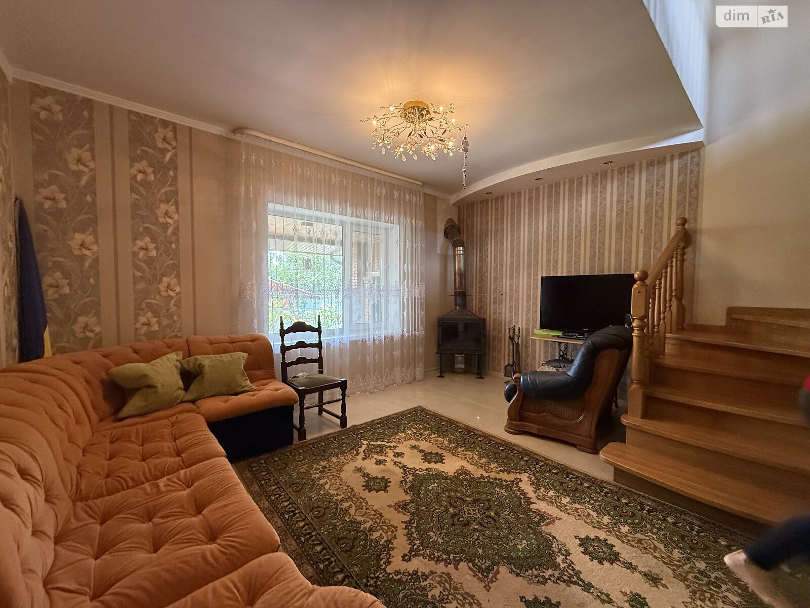двухэтажный дом с гаражом, 250 кв. м, кирпич. Продажа в Винницких Хуторах фото 1