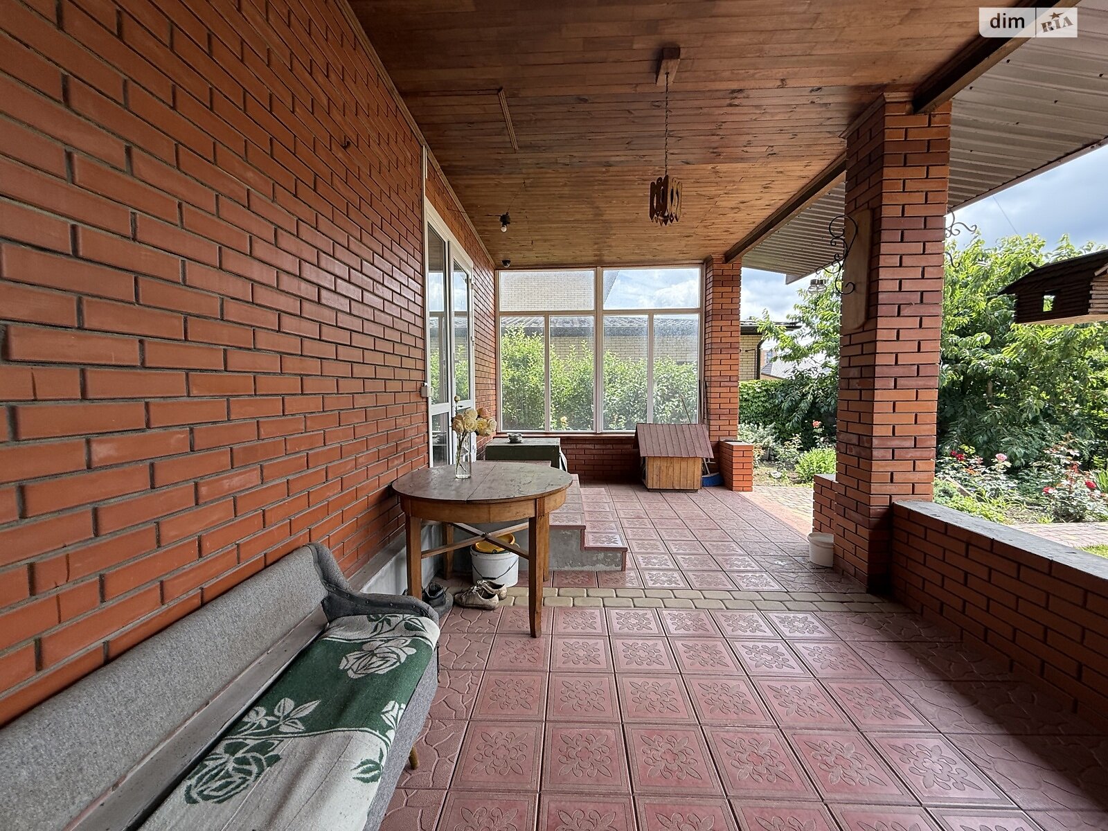 двухэтажный дом с гаражом, 250 кв. м, кирпич. Продажа в Винницких Хуторах фото 1