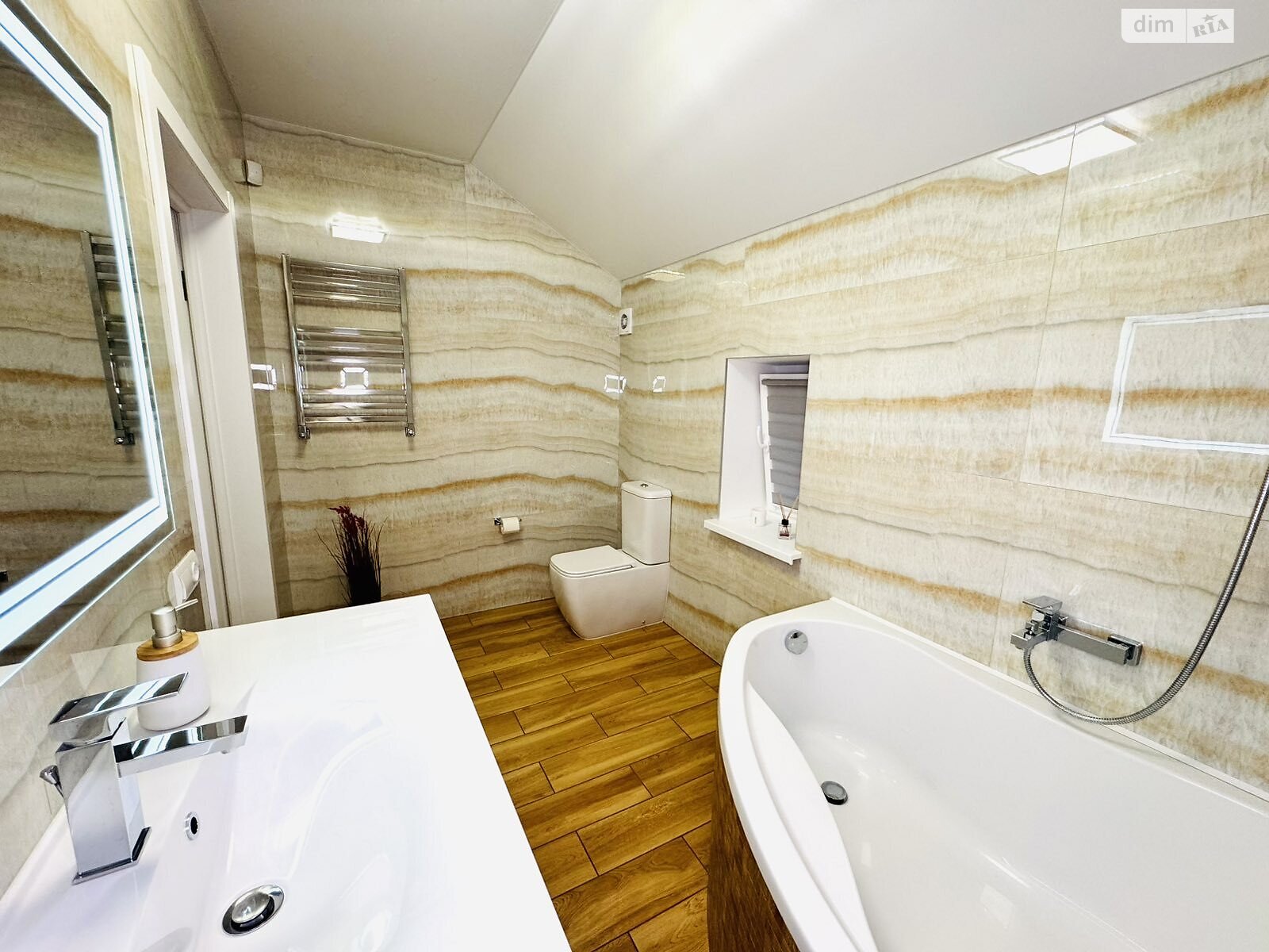 двухэтажный дом с отоплением, 133.5 кв. м, кирпич. Продажа в Винницких Хуторах фото 1 двухэтажный дом с отоплением, 133.5 кв. м, кирпич. Продажа в Винницких Хуторах фото 1