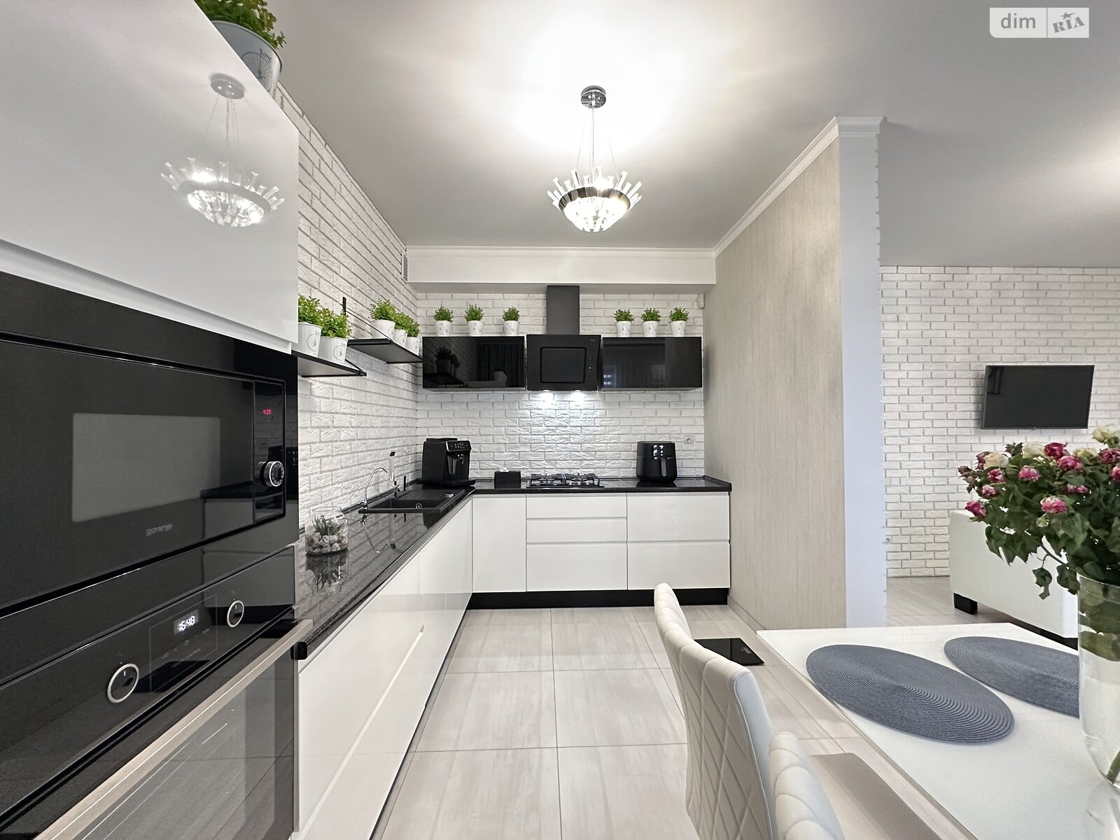 двоповерховий будинок з опаленням, 134 кв. м, цегла. Продаж в Вінницьких Хуторах фото 1 двоповерховий будинок з опаленням, 134 кв. м, цегла. Продаж в Вінницьких Хуторах фото 1
