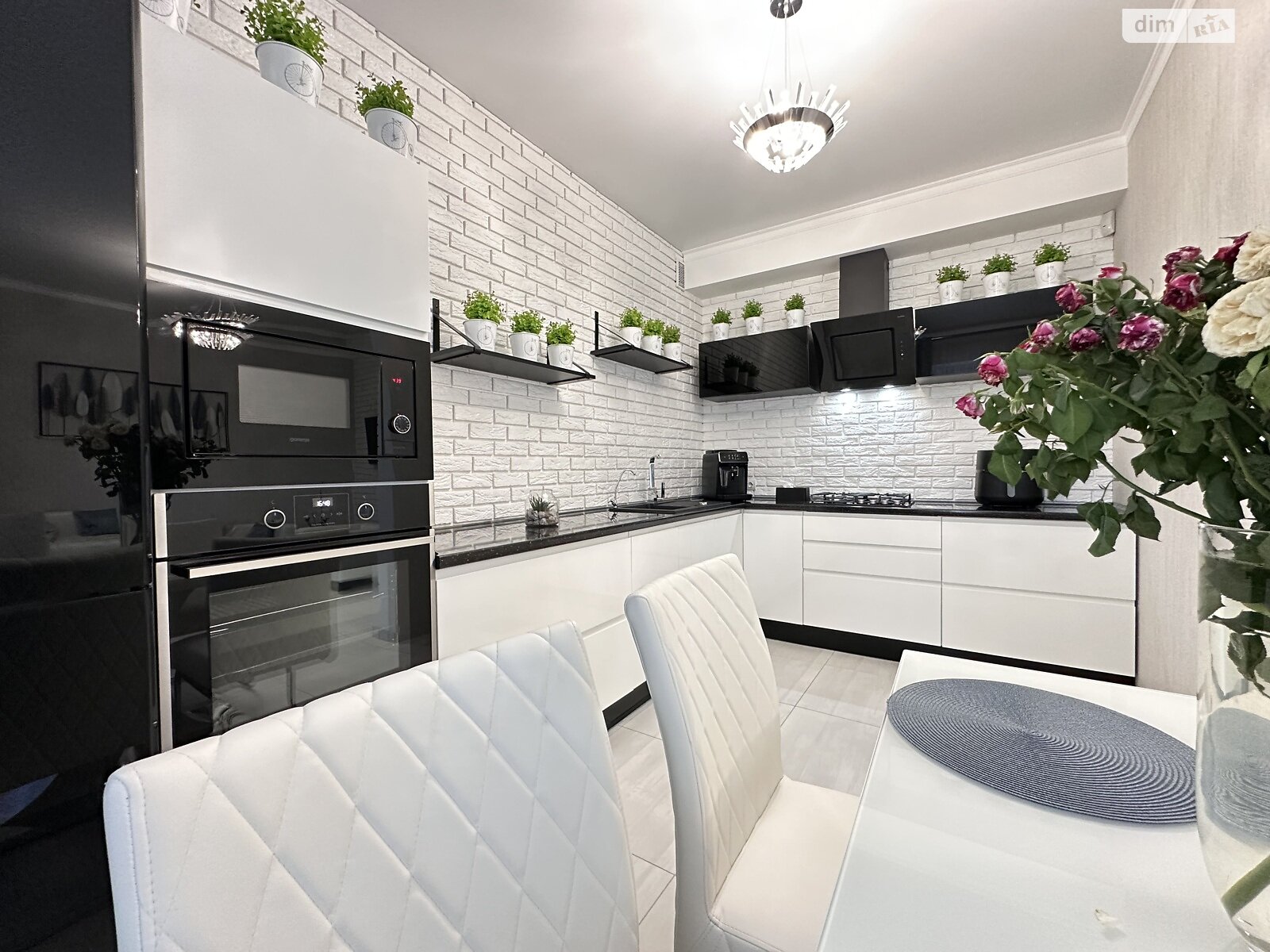 двоповерховий будинок з опаленням, 134 кв. м, цегла. Продаж в Вінницьких Хуторах фото 1 двоповерховий будинок з опаленням, 134 кв. м, цегла. Продаж в Вінницьких Хуторах фото 1