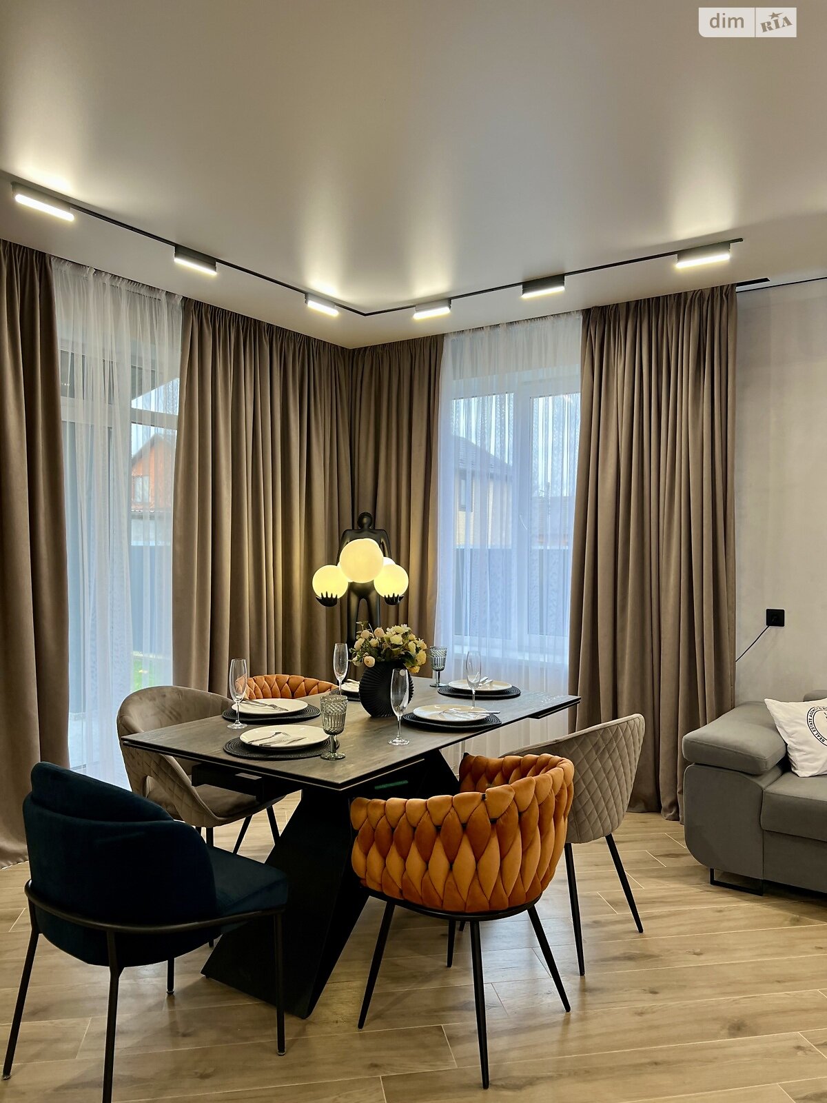 двухэтажный дом, 140 кв. м, кирпич. Продажа в Винницких Хуторах фото 1