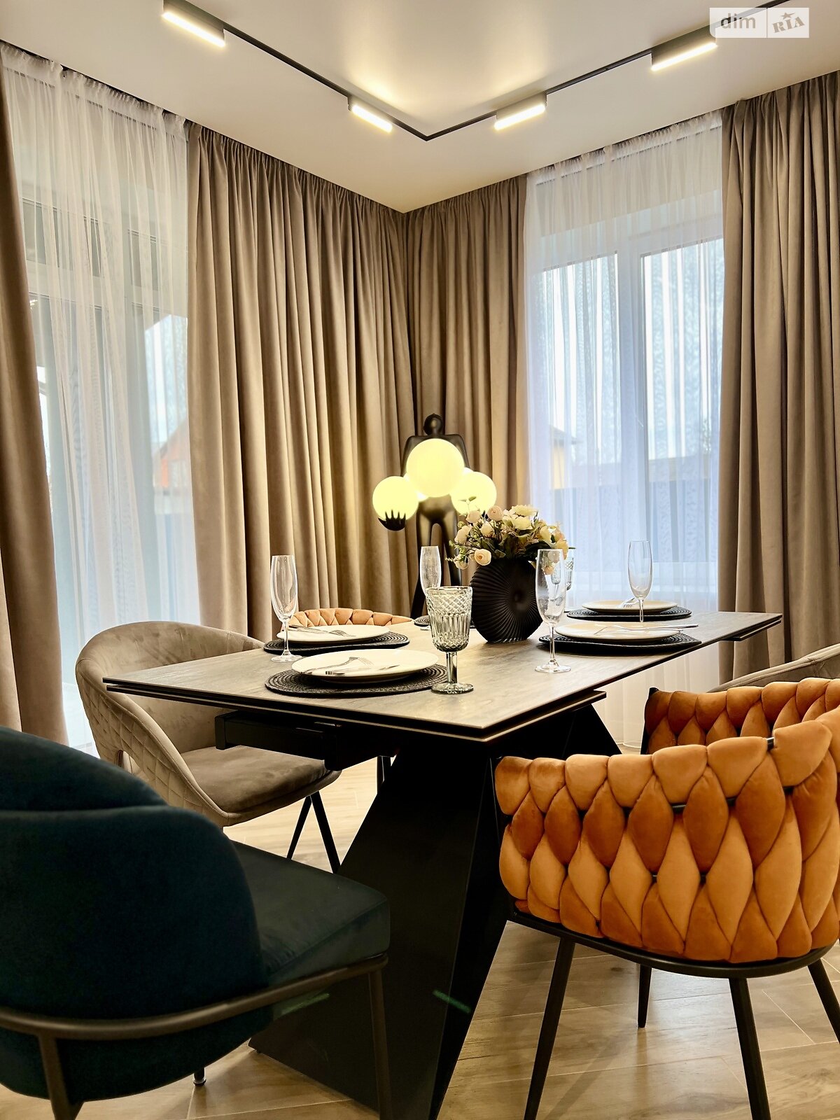 двухэтажный дом, 140 кв. м, кирпич. Продажа в Винницких Хуторах фото 1