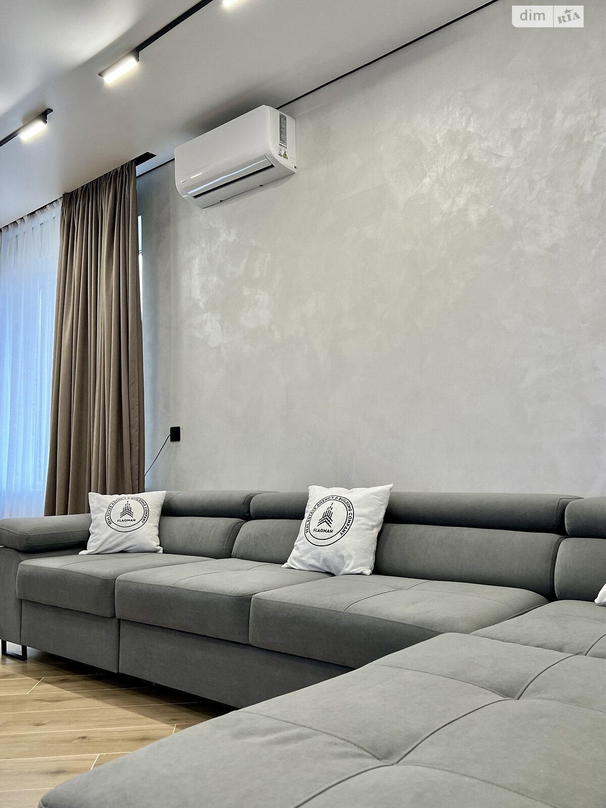 двухэтажный дом, 140 кв. м, кирпич. Продажа в Винницких Хуторах фото 1