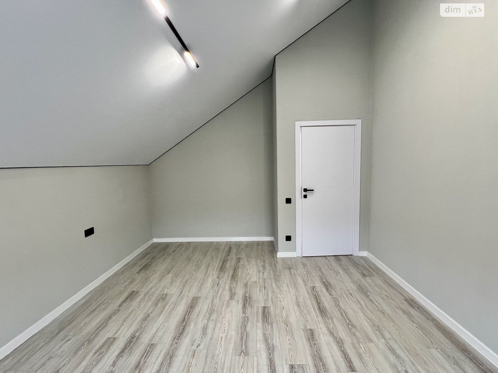 двухэтажный дом, 140 кв. м, кирпич. Продажа в Винницких Хуторах фото 1