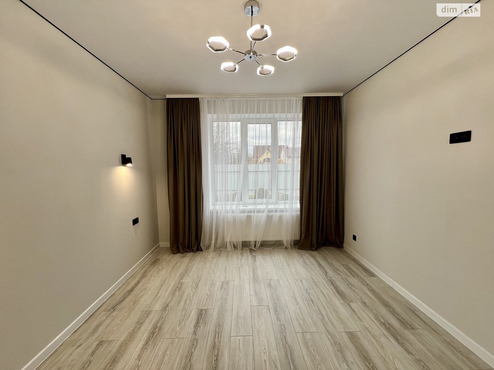 двухэтажный дом, 140 кв. м, кирпич. Продажа в Винницких Хуторах фото 1