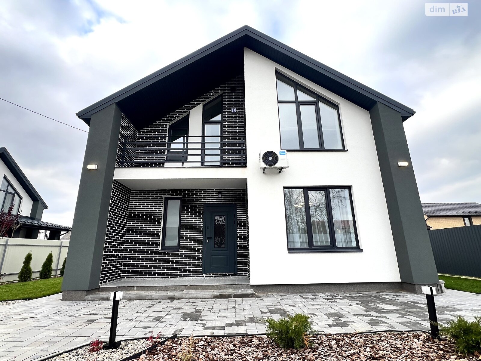 двухэтажный дом, 140 кв. м, кирпич. Продажа в Винницких Хуторах фото 1