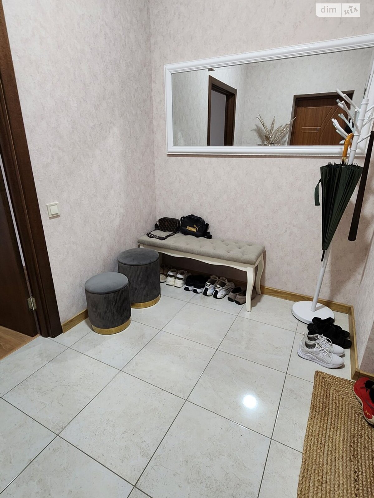 одноэтажный дом с гаражом, 180 кв. м, кирпич. Продажа в Винницких Хуторах фото 1 одноэтажный дом с гаражом, 180 кв. м, кирпич. Продажа в Винницких Хуторах фото 1