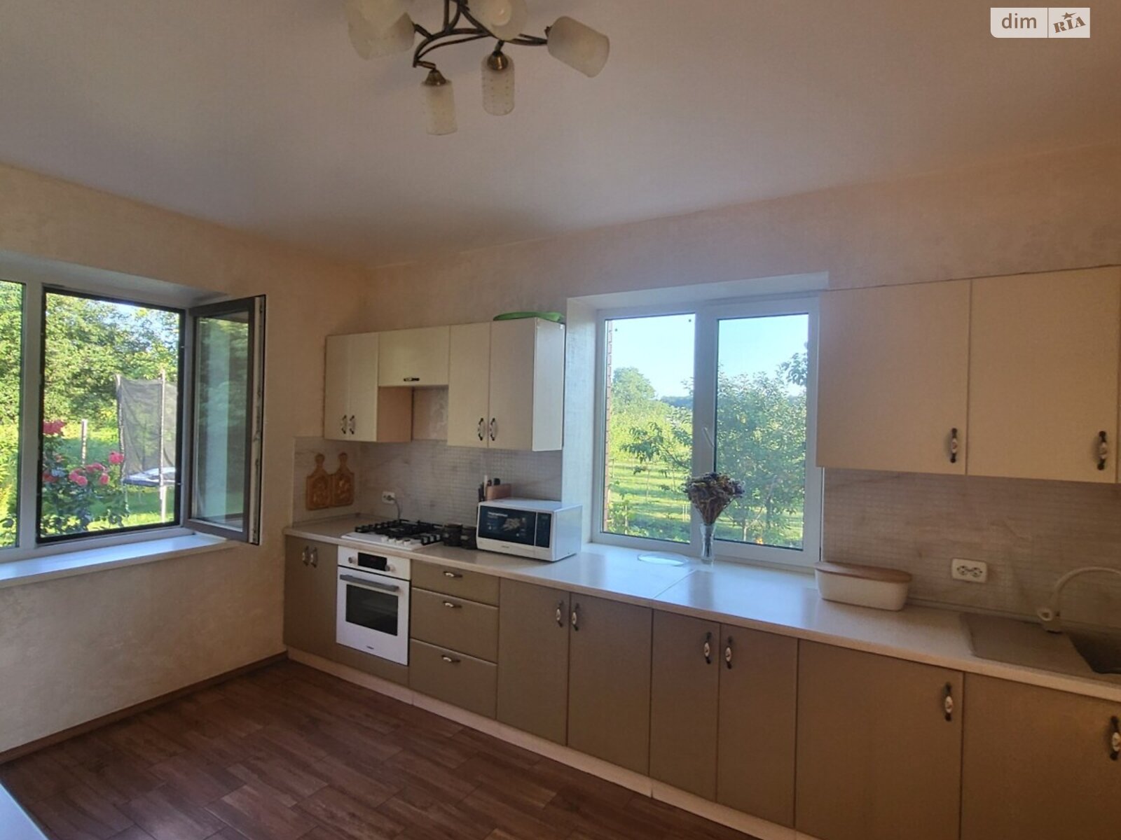 двоповерховий будинок, 300 кв. м, цегла. Продаж у Вінницьких Хуторах фото 1 двоповерховий будинок, 300 кв. м, цегла. Продаж у Вінницьких Хуторах фото 1