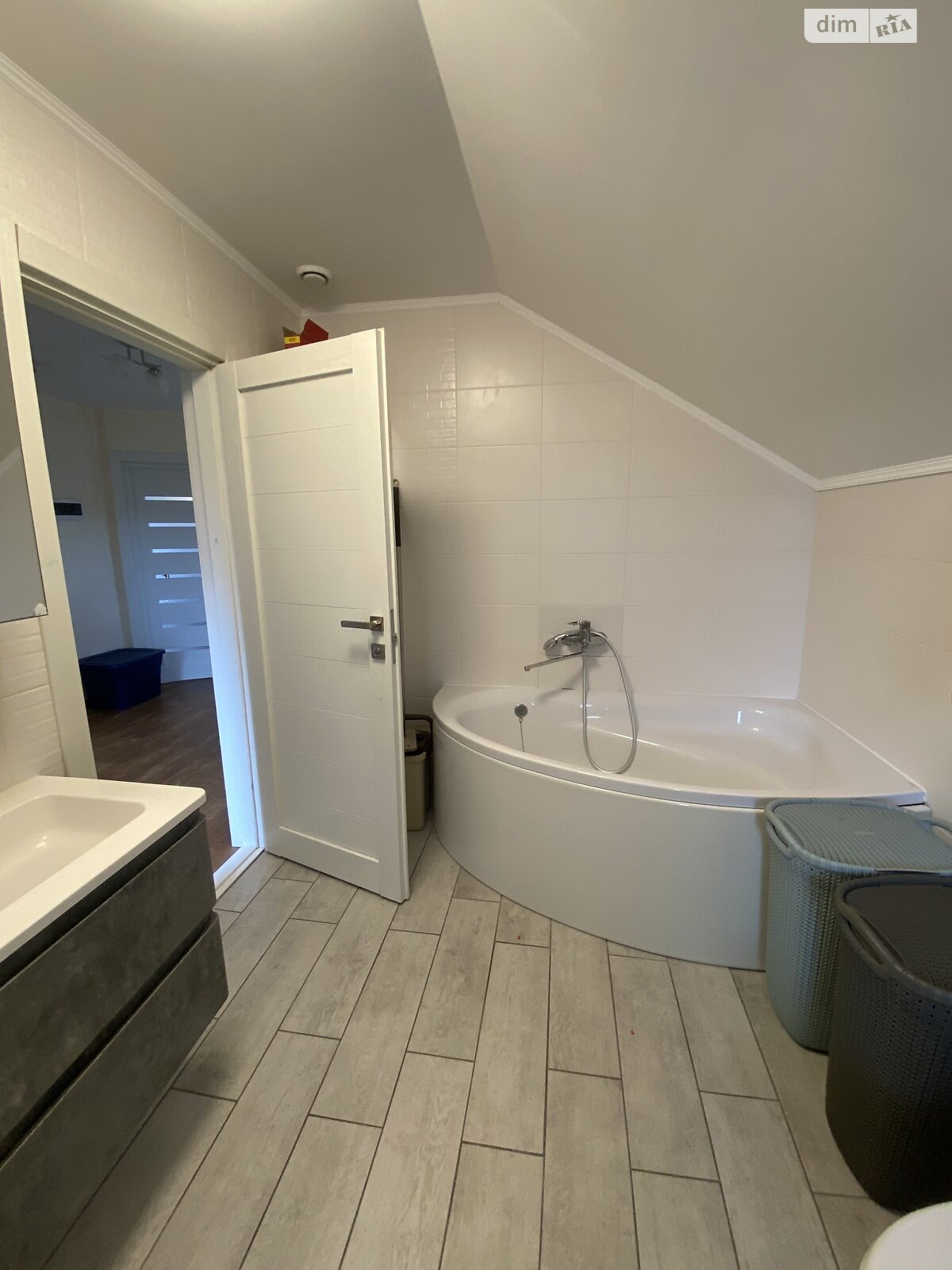 двоповерховий будинок з гаражем, 268 кв. м, цегла. Продаж в Вінницьких Хуторах фото 1 двоповерховий будинок з гаражем, 268 кв. м, цегла. Продаж в Вінницьких Хуторах фото 1