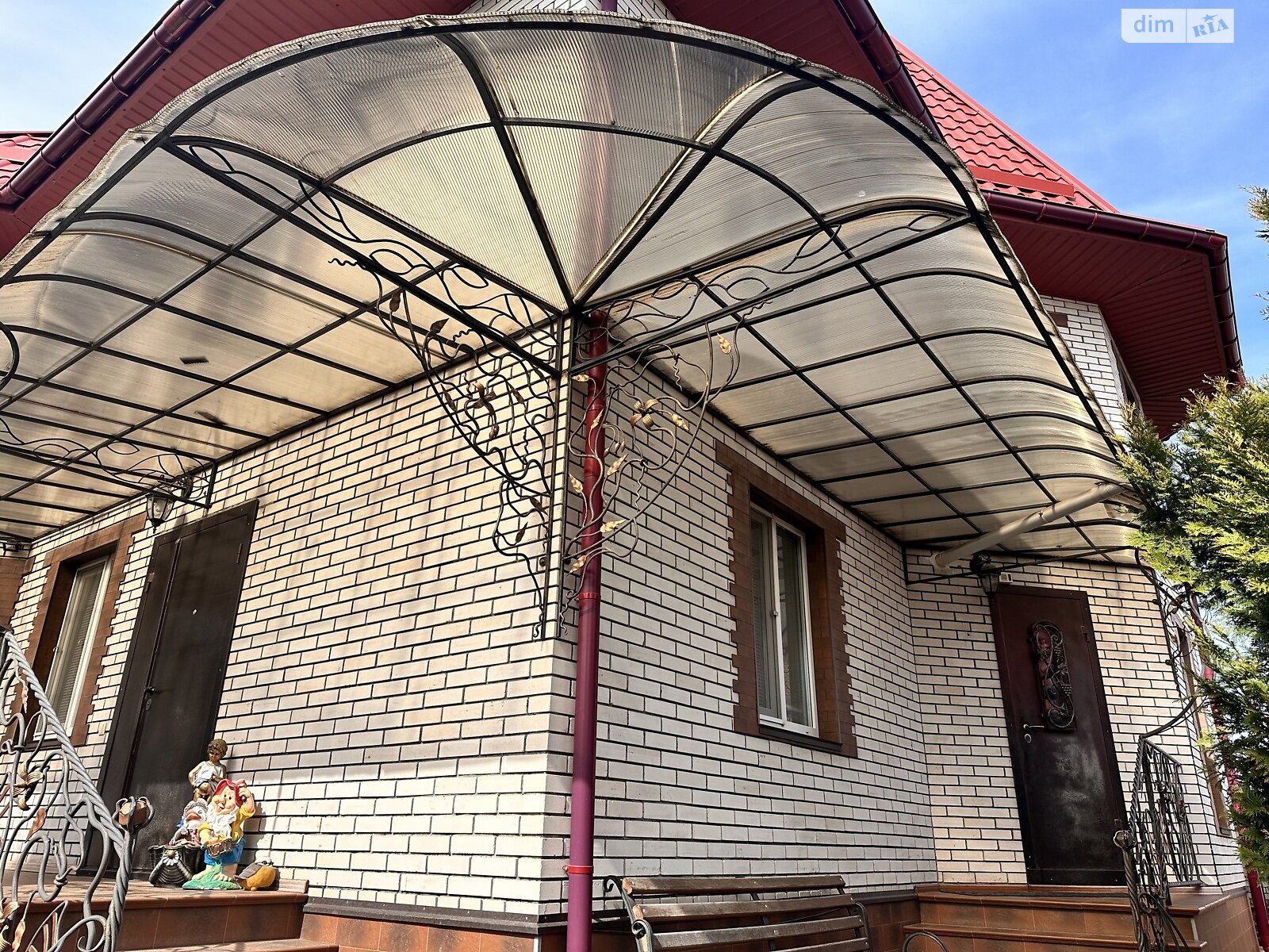 двухэтажный дом с гаражом, 300 кв. м, кирпич. Продажа в Винницких Хуторах фото 1 двухэтажный дом с гаражом, 300 кв. м, кирпич. Продажа в Винницких Хуторах фото 1