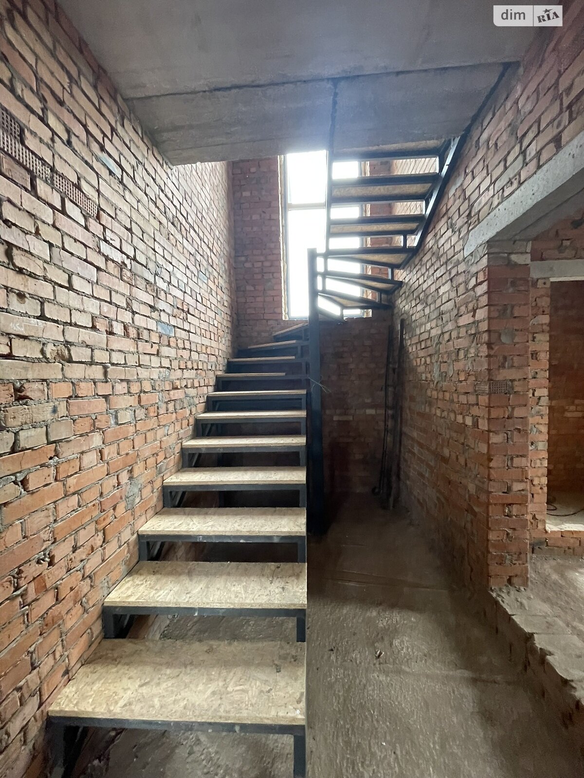 двоповерховий будинок, 120 кв. м, кирпич. Продаж у Хижинцях фото 1 двоповерховий будинок, 120 кв. м, кирпич. Продаж у Хижинцях фото 1