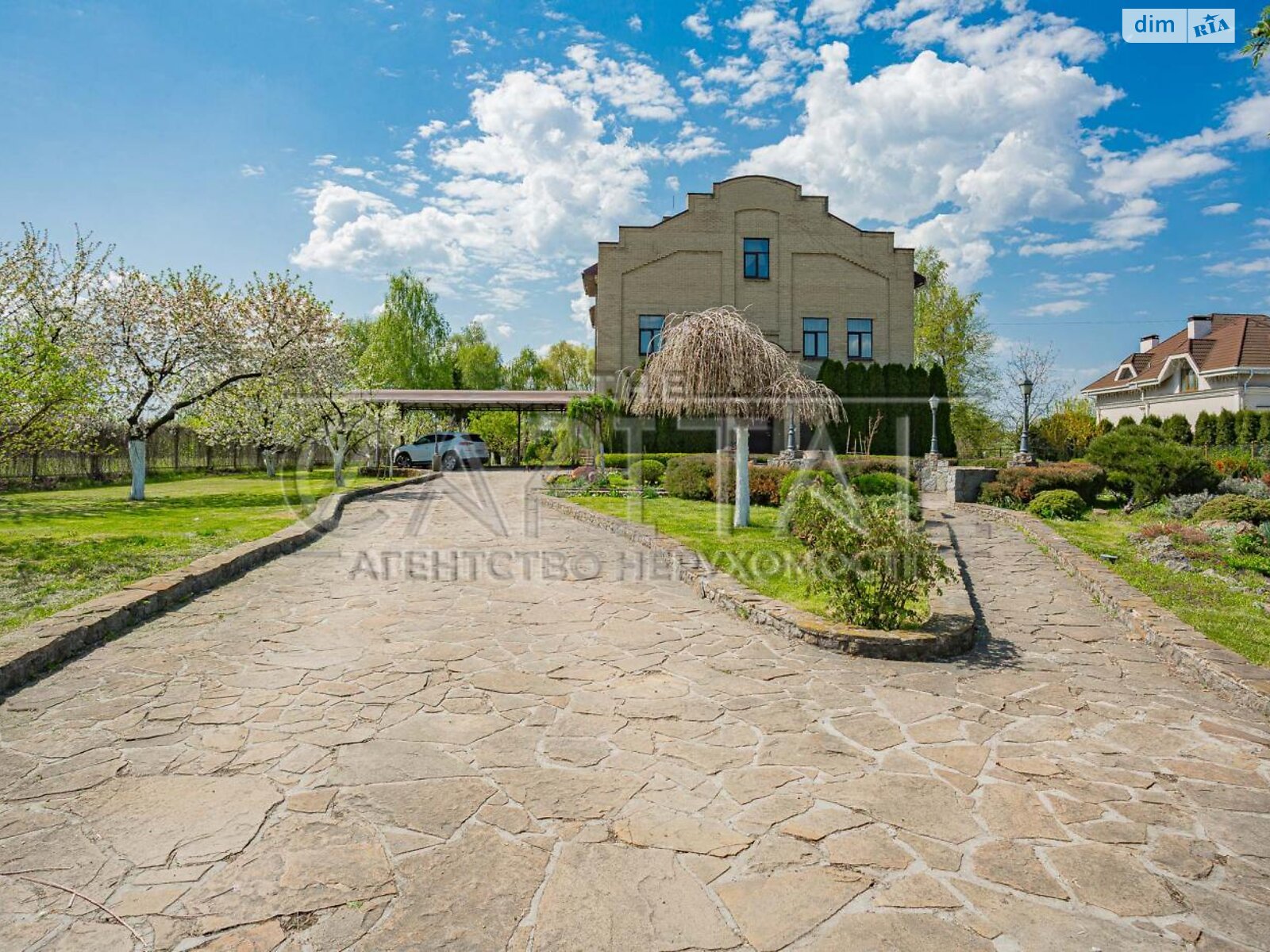 триповерховий будинок з гаражем, 380 кв. м, цегла. Продаж у Вишеньках фото 1 триповерховий будинок з гаражем, 380 кв. м, цегла. Продаж у Вишеньках фото 1