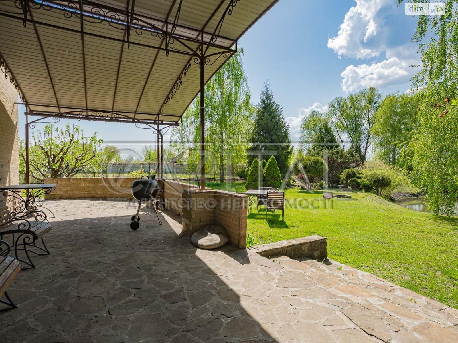 триповерховий будинок з гаражем, 380 кв. м, цегла. Продаж у Вишеньках фото 1 триповерховий будинок з гаражем, 380 кв. м, цегла. Продаж у Вишеньках фото 1