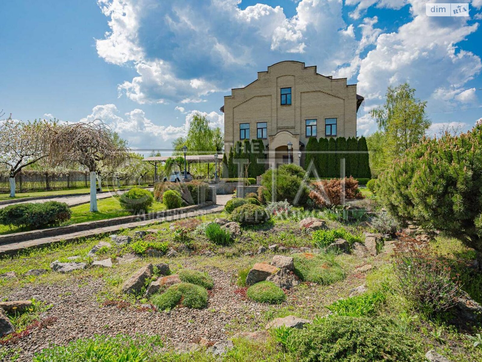 триповерховий будинок з гаражем, 380 кв. м, цегла. Продаж у Вишеньках фото 1 триповерховий будинок з гаражем, 380 кв. м, цегла. Продаж у Вишеньках фото 1