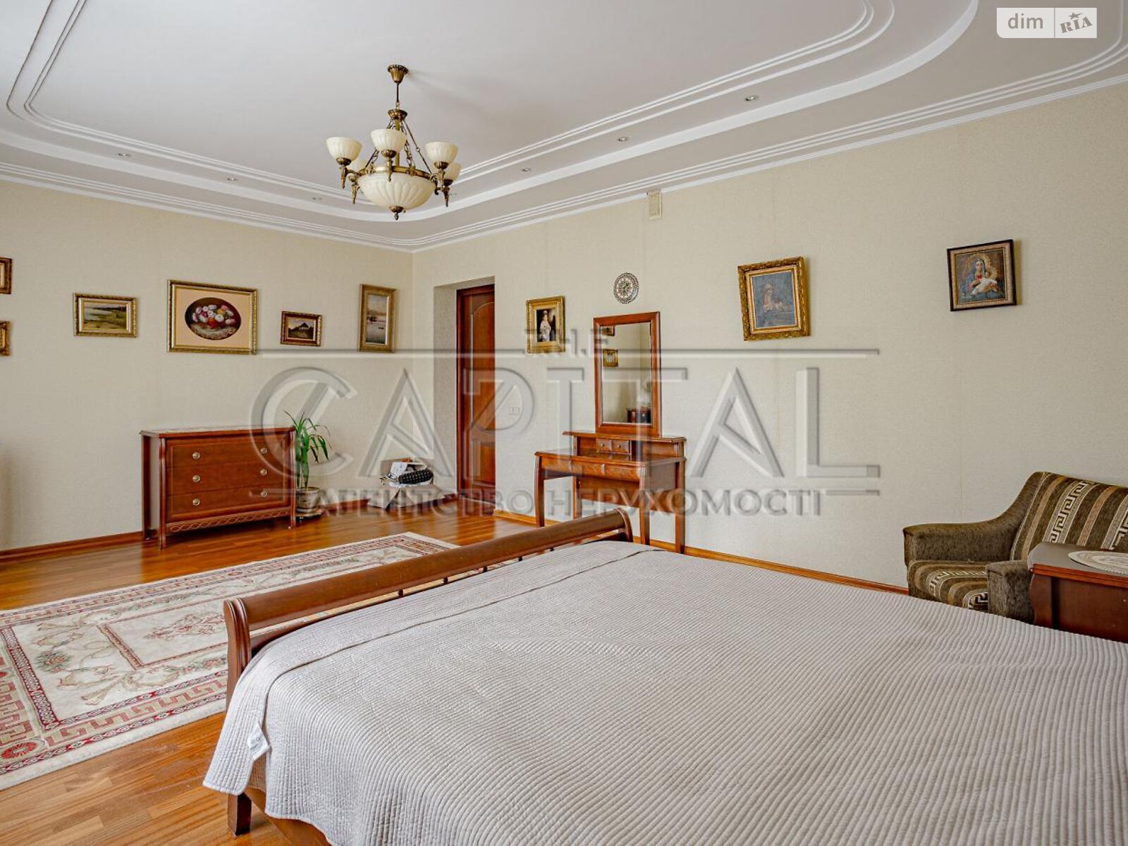 триповерховий будинок з гаражем, 380 кв. м, цегла. Продаж у Вишеньках фото 1