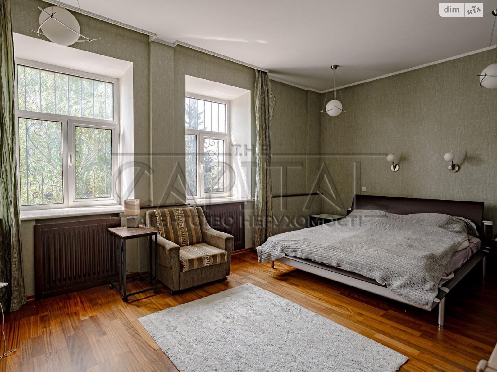 трехэтажный дом с гаражом, 380 кв. м, кирпич. Продажа в Вишенки фото 1 трехэтажный дом с гаражом, 380 кв. м, кирпич. Продажа в Вишенки фото 1