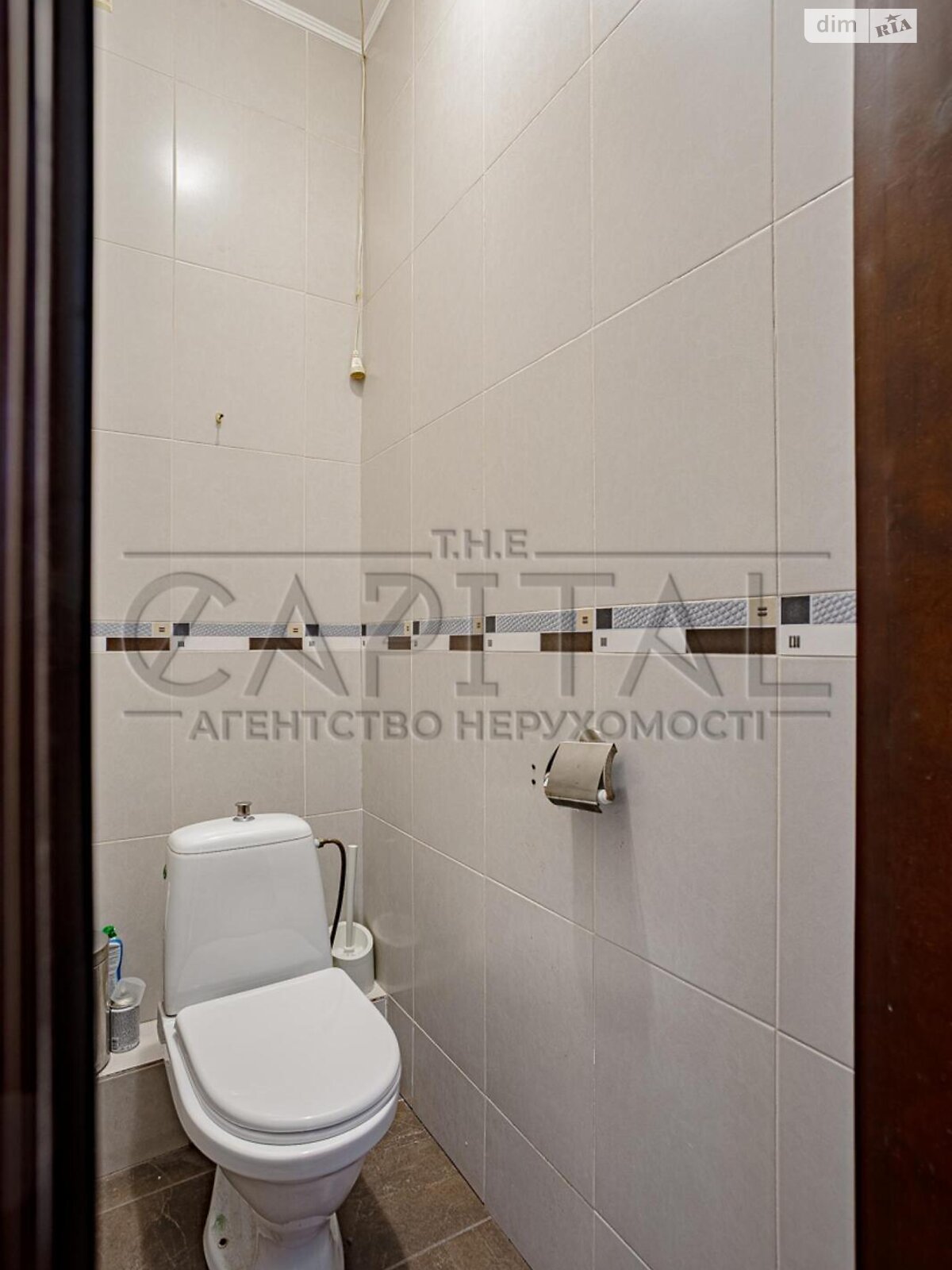 трехэтажный дом с гаражом, 380 кв. м, кирпич. Продажа в Вишенки фото 1 трехэтажный дом с гаражом, 380 кв. м, кирпич. Продажа в Вишенки фото 1