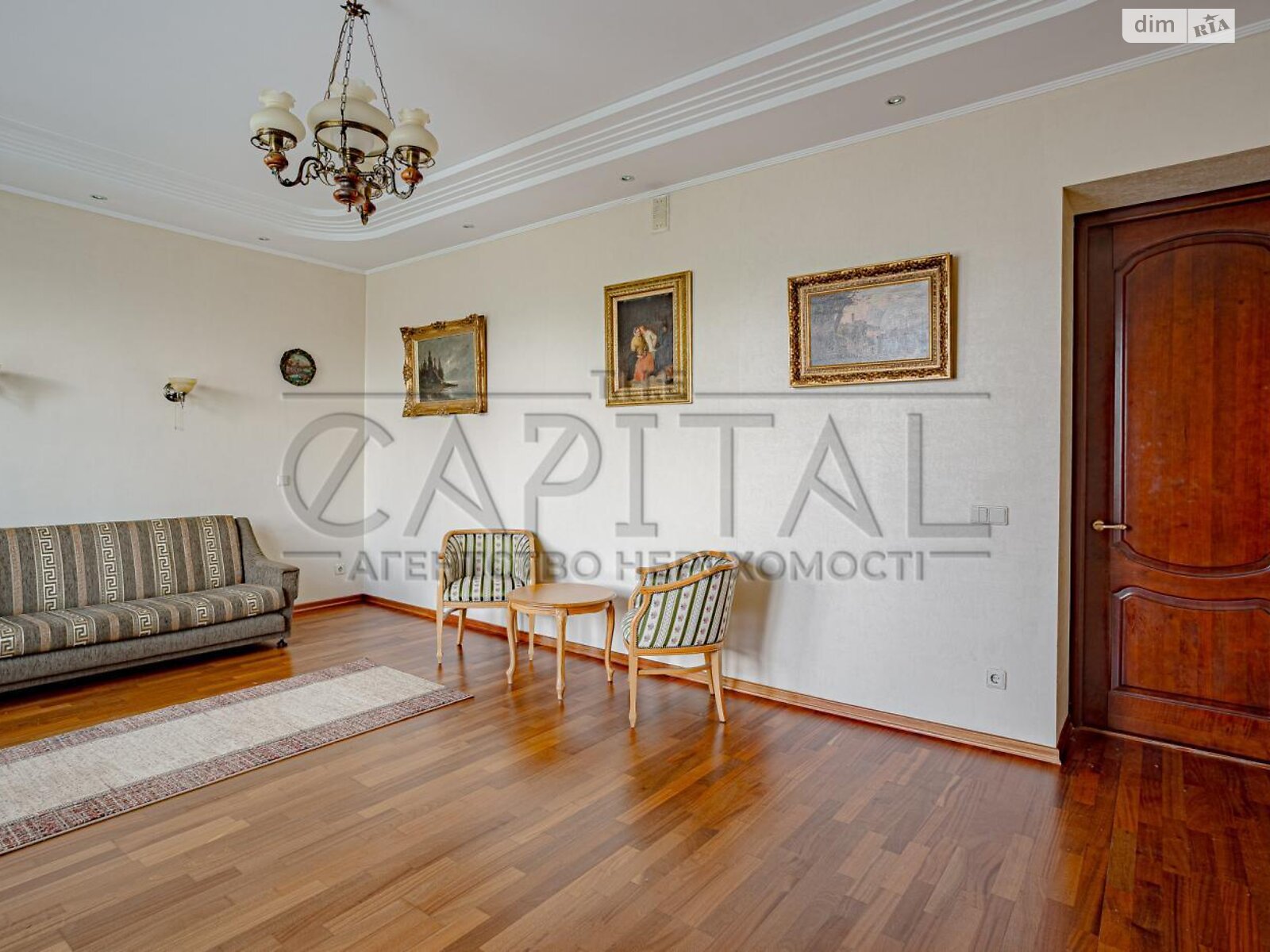 трехэтажный дом с гаражом, 380 кв. м, кирпич. Продажа в Вишенки фото 1 трехэтажный дом с гаражом, 380 кв. м, кирпич. Продажа в Вишенки фото 1