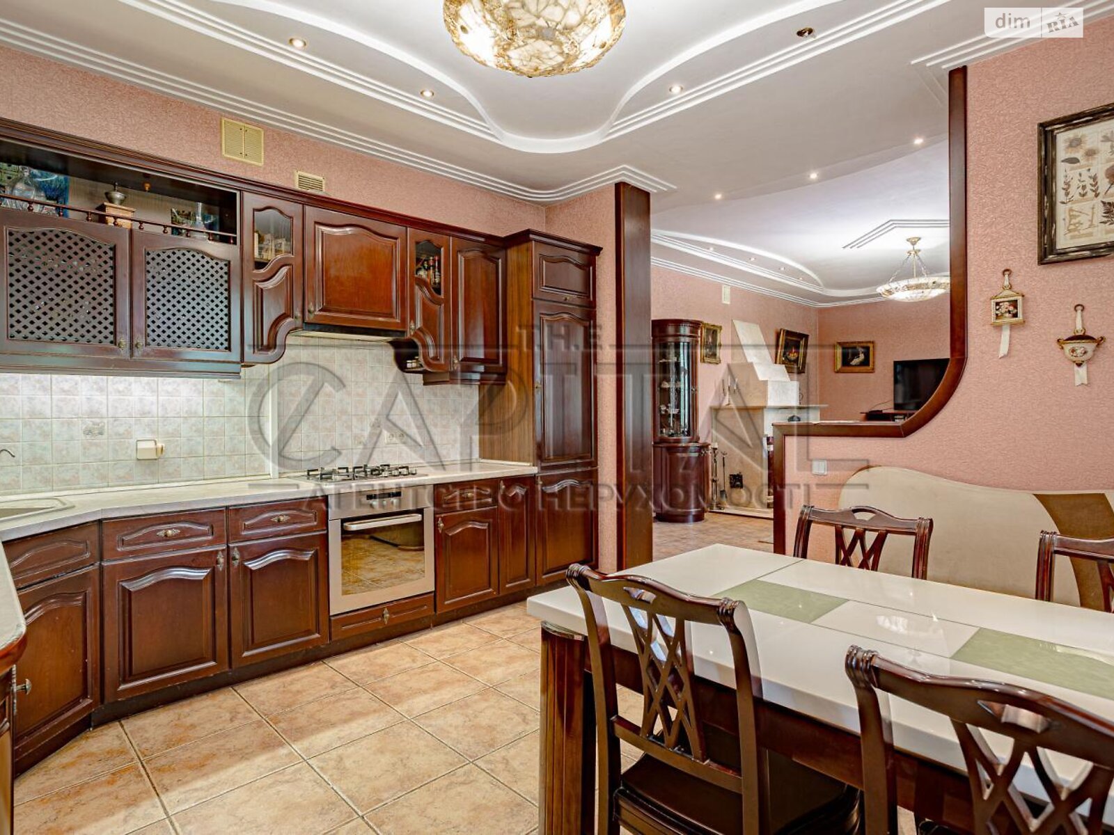 трехэтажный дом с гаражом, 380 кв. м, кирпич. Продажа в Вишенки фото 1 трехэтажный дом с гаражом, 380 кв. м, кирпич. Продажа в Вишенки фото 1