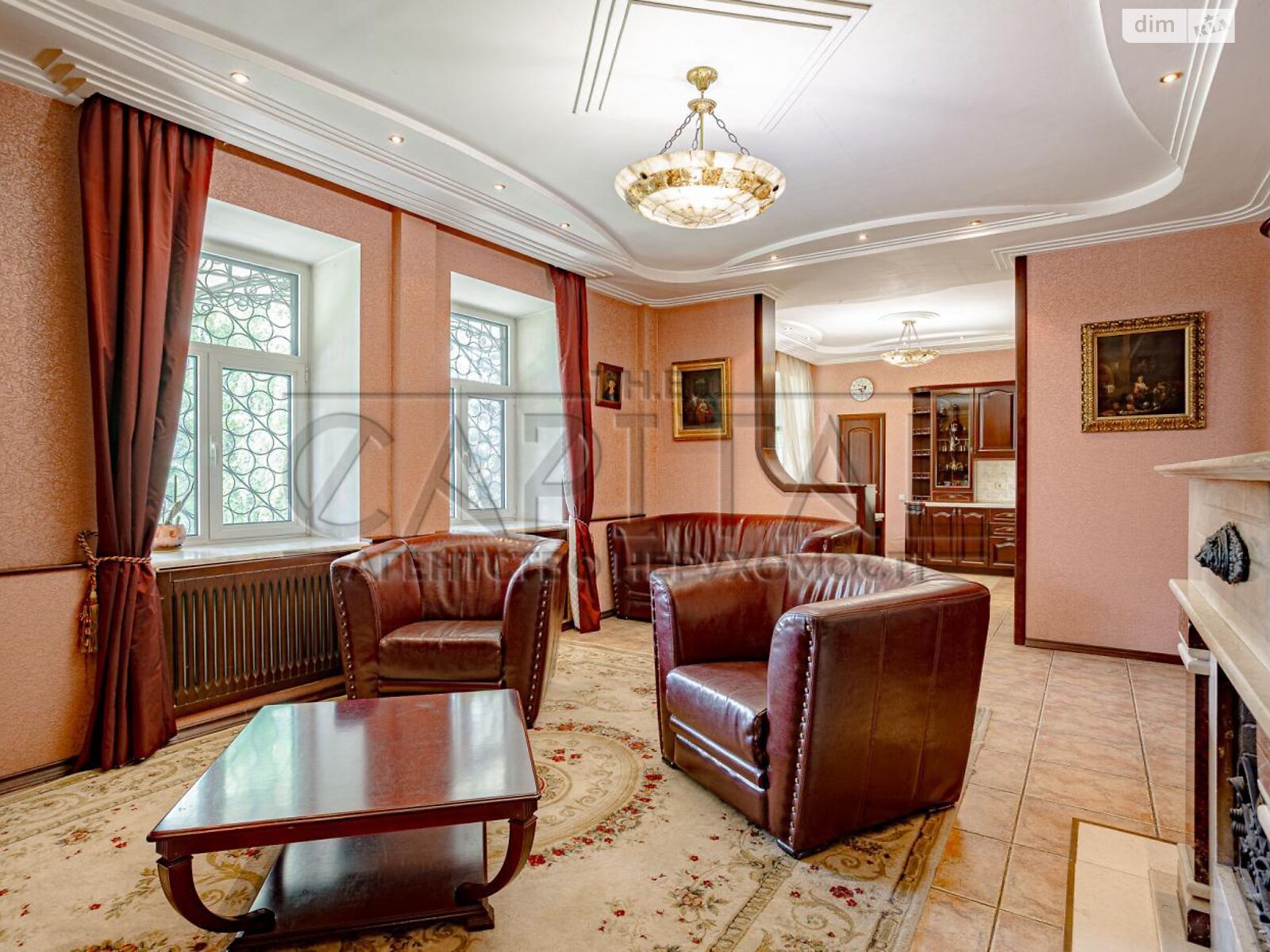 трехэтажный дом с гаражом, 380 кв. м, кирпич. Продажа в Вишенки фото 1 трехэтажный дом с гаражом, 380 кв. м, кирпич. Продажа в Вишенки фото 1