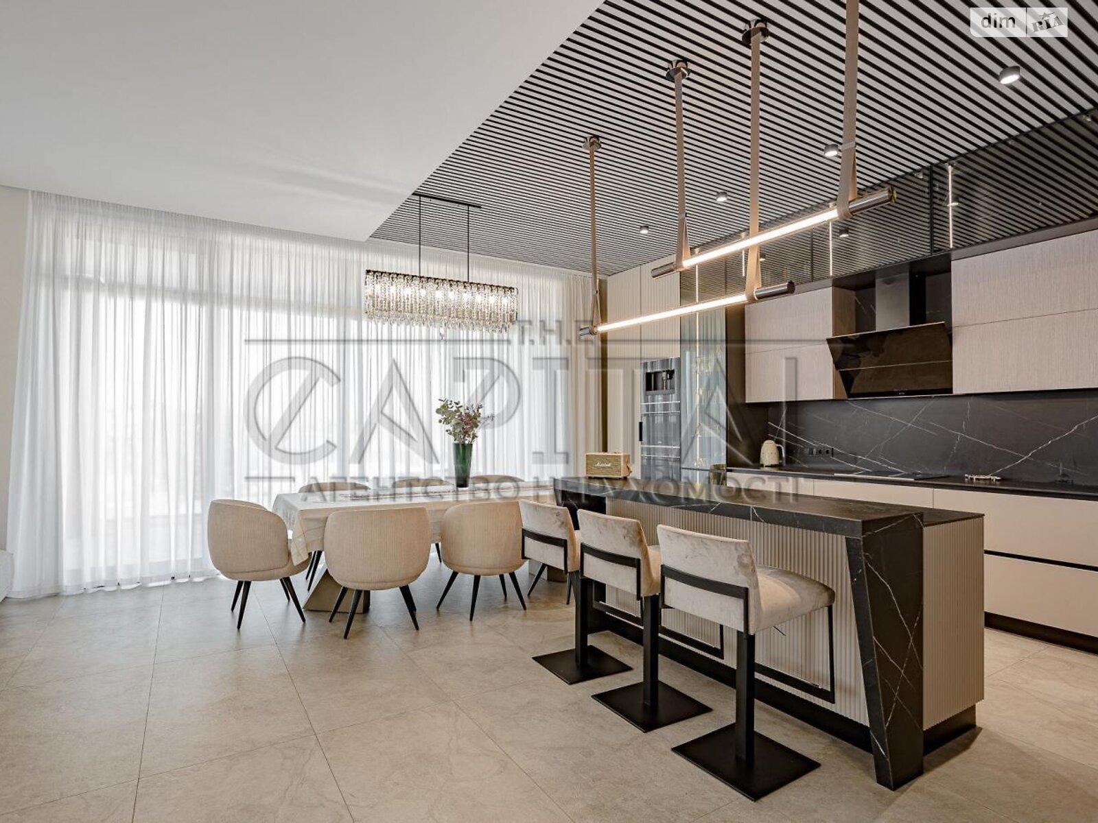 двухэтажный дом с балконом, 292.4 кв. м, кирпич. Продажа в Вишенки фото 1 двухэтажный дом с балконом, 292.4 кв. м, кирпич. Продажа в Вишенки фото 1