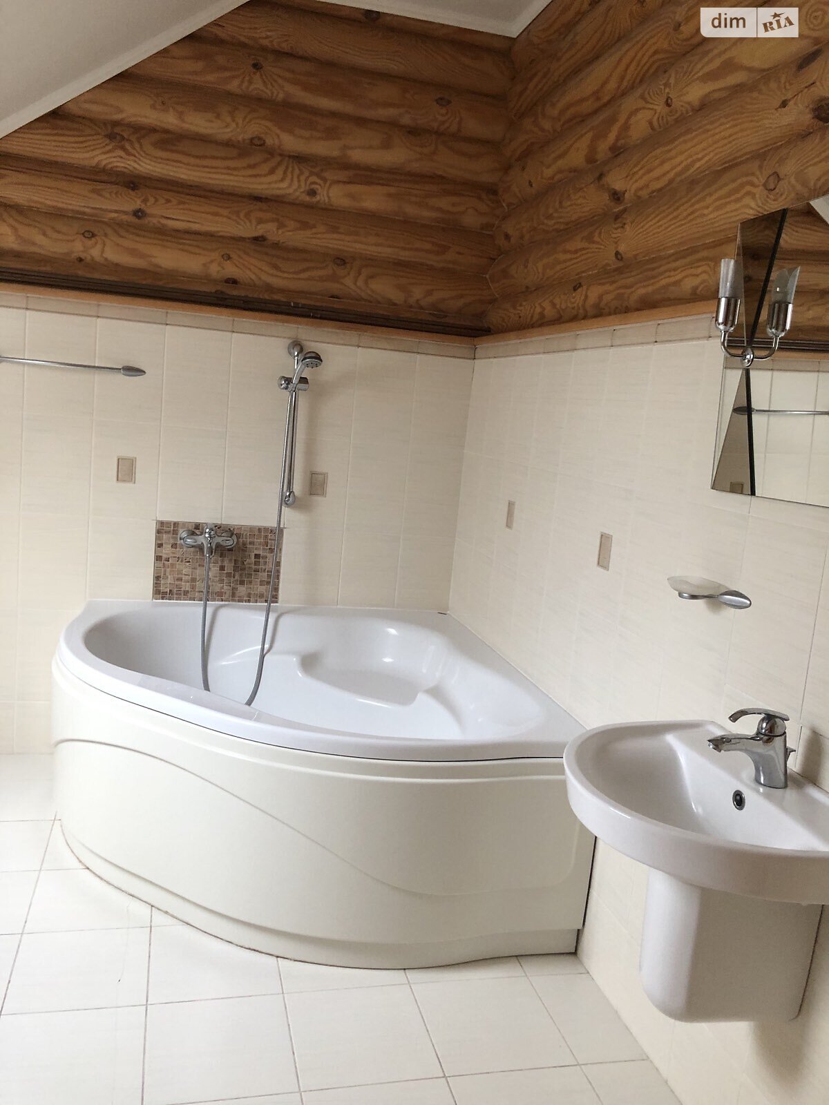 двухэтажный дом с гаражом, 230 кв. м, брус. Продажа в Вишенки фото 1 двухэтажный дом с гаражом, 230 кв. м, брус. Продажа в Вишенки фото 1