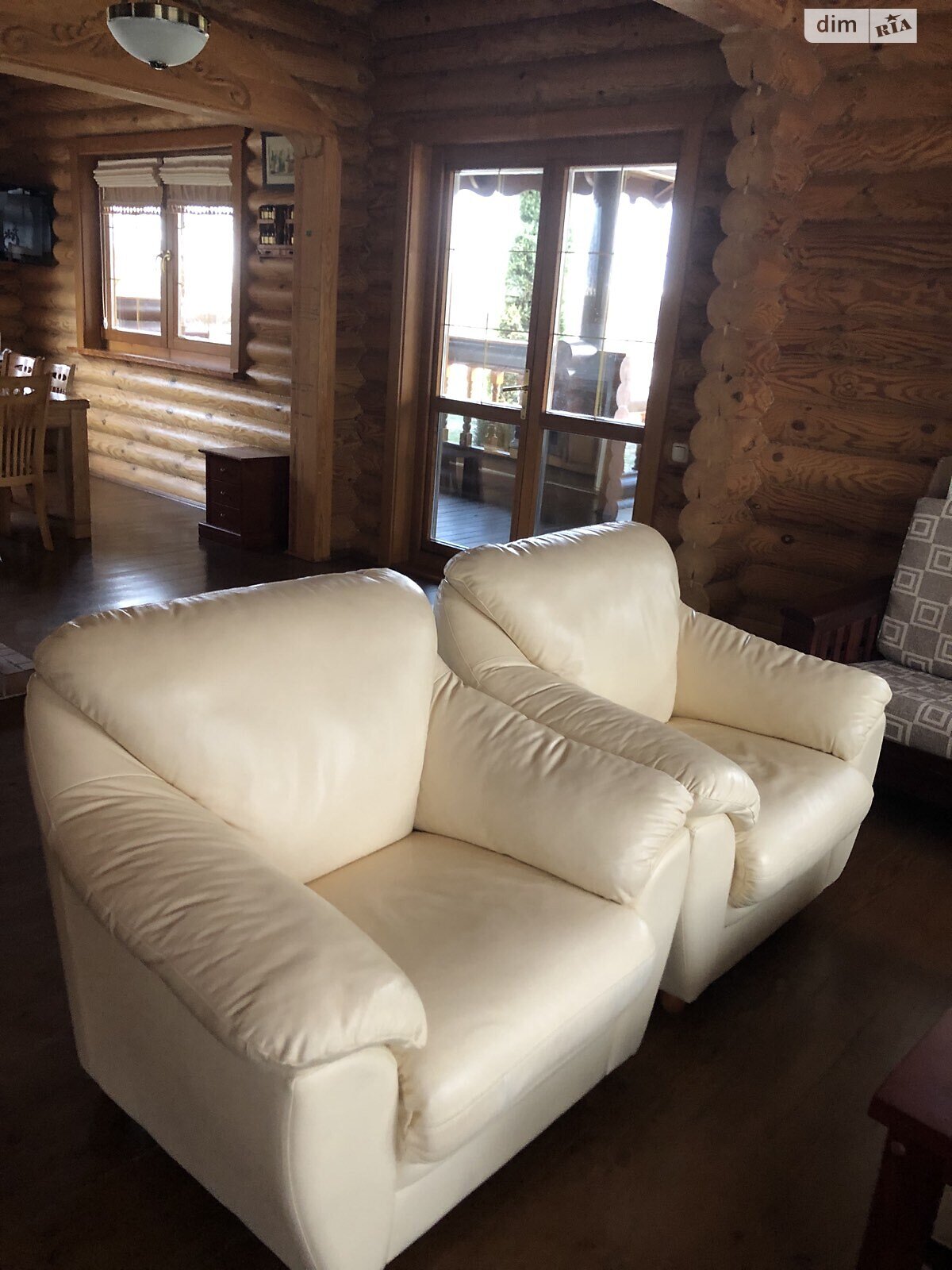 двухэтажный дом с гаражом, 230 кв. м, брус. Продажа в Вишенки фото 1 двухэтажный дом с гаражом, 230 кв. м, брус. Продажа в Вишенки фото 1