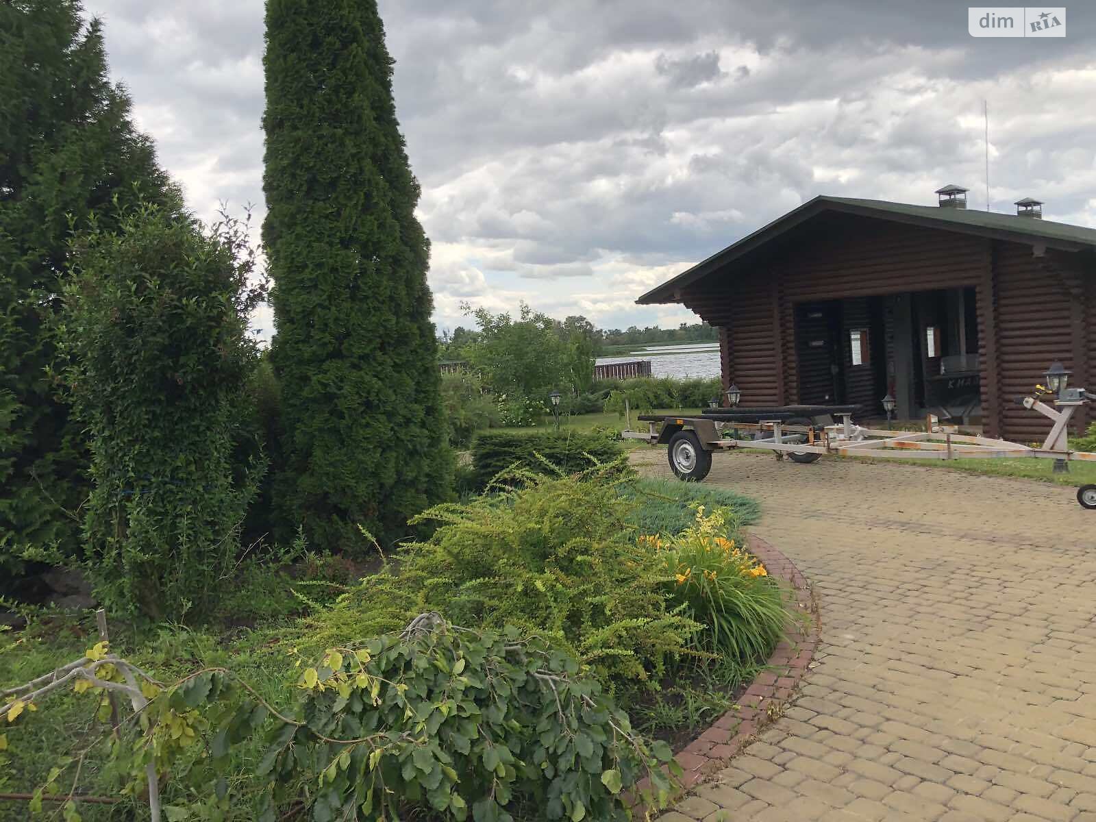 двухэтажный дом с гаражом, 230 кв. м, брус. Продажа в Вишенки фото 1 двухэтажный дом с гаражом, 230 кв. м, брус. Продажа в Вишенки фото 1