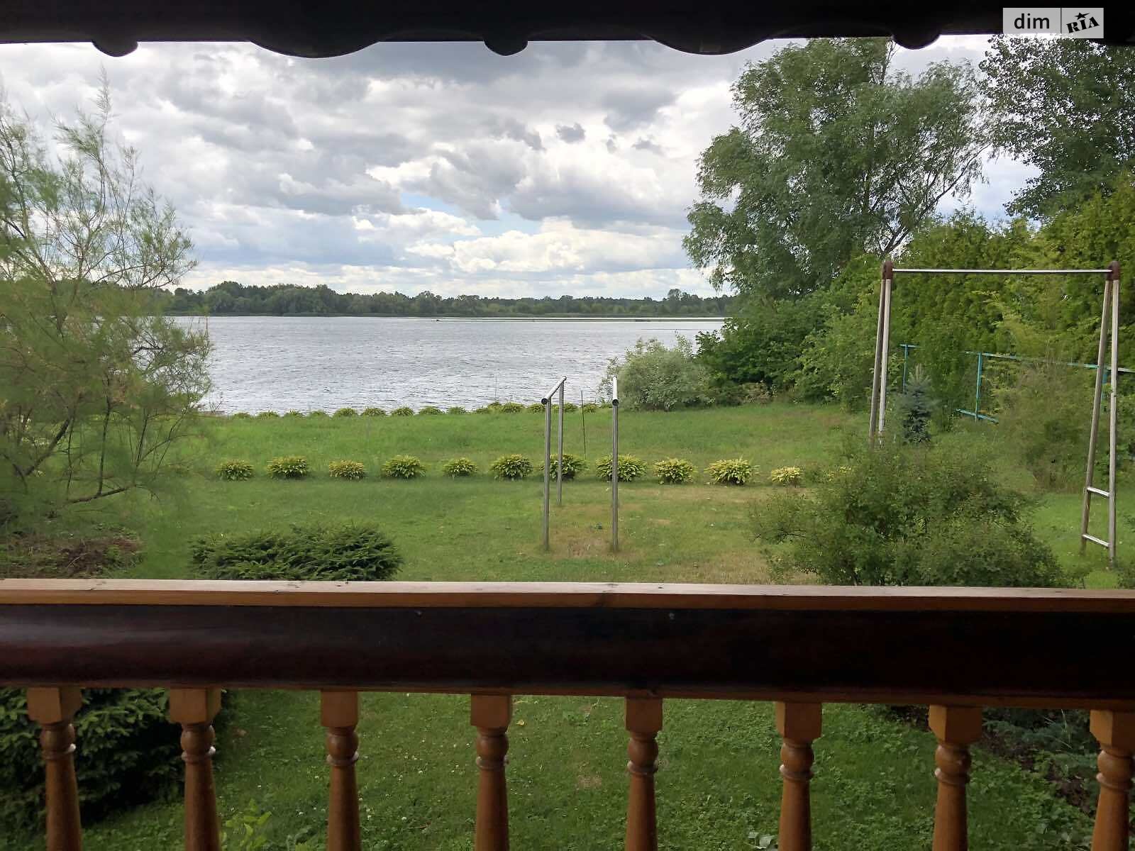 двухэтажный дом с гаражом, 230 кв. м, брус. Продажа в Вишенки фото 1 двухэтажный дом с гаражом, 230 кв. м, брус. Продажа в Вишенки фото 1