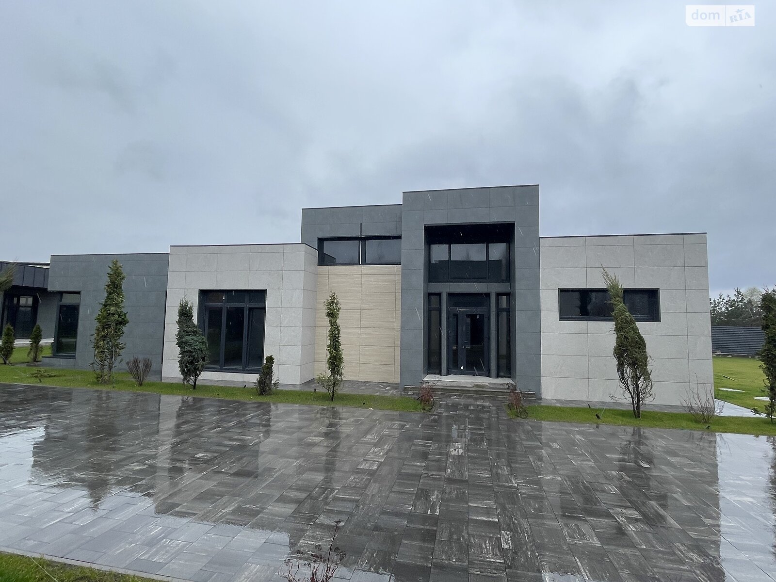 одноэтажный дом, 232 кв. м, пеноблок. Продажа в Вишенки фото 1 одноэтажный дом, 232 кв. м, пеноблок. Продажа в Вишенки фото 1