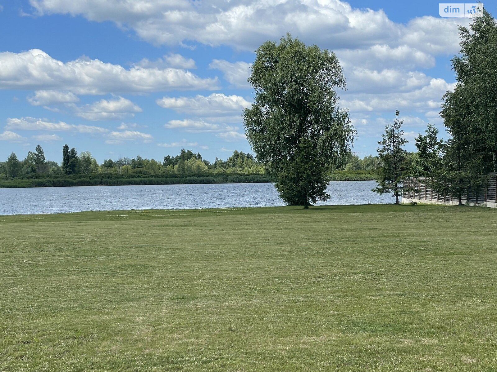 одноэтажный дом, 260 кв. м, пеноблок. Продажа в Вишенки фото 1