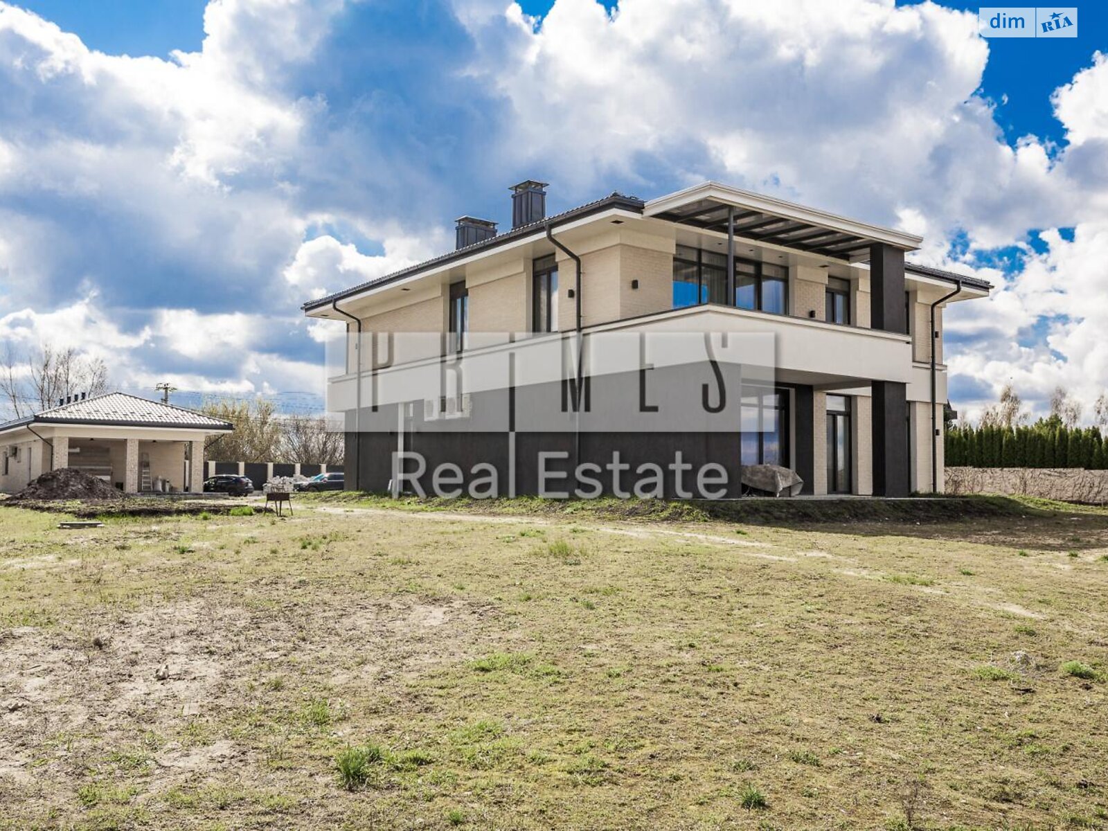 двухэтажный дом с балконом, 300 кв. м, кирпич. Продажа в Вишенки фото 1 двухэтажный дом с балконом, 300 кв. м, кирпич. Продажа в Вишенки фото 1