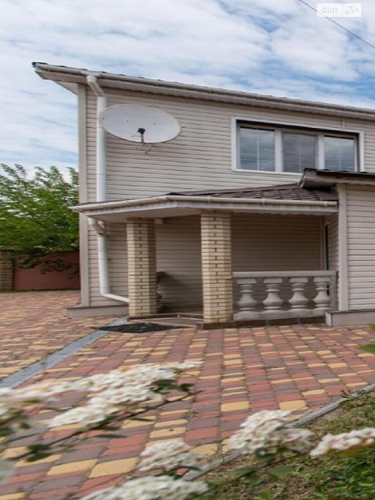 двухэтажный дом с гаражом, 265 кв. м, кирпич. Продажа в Вишенки фото 1 двухэтажный дом с гаражом, 265 кв. м, кирпич. Продажа в Вишенки фото 1