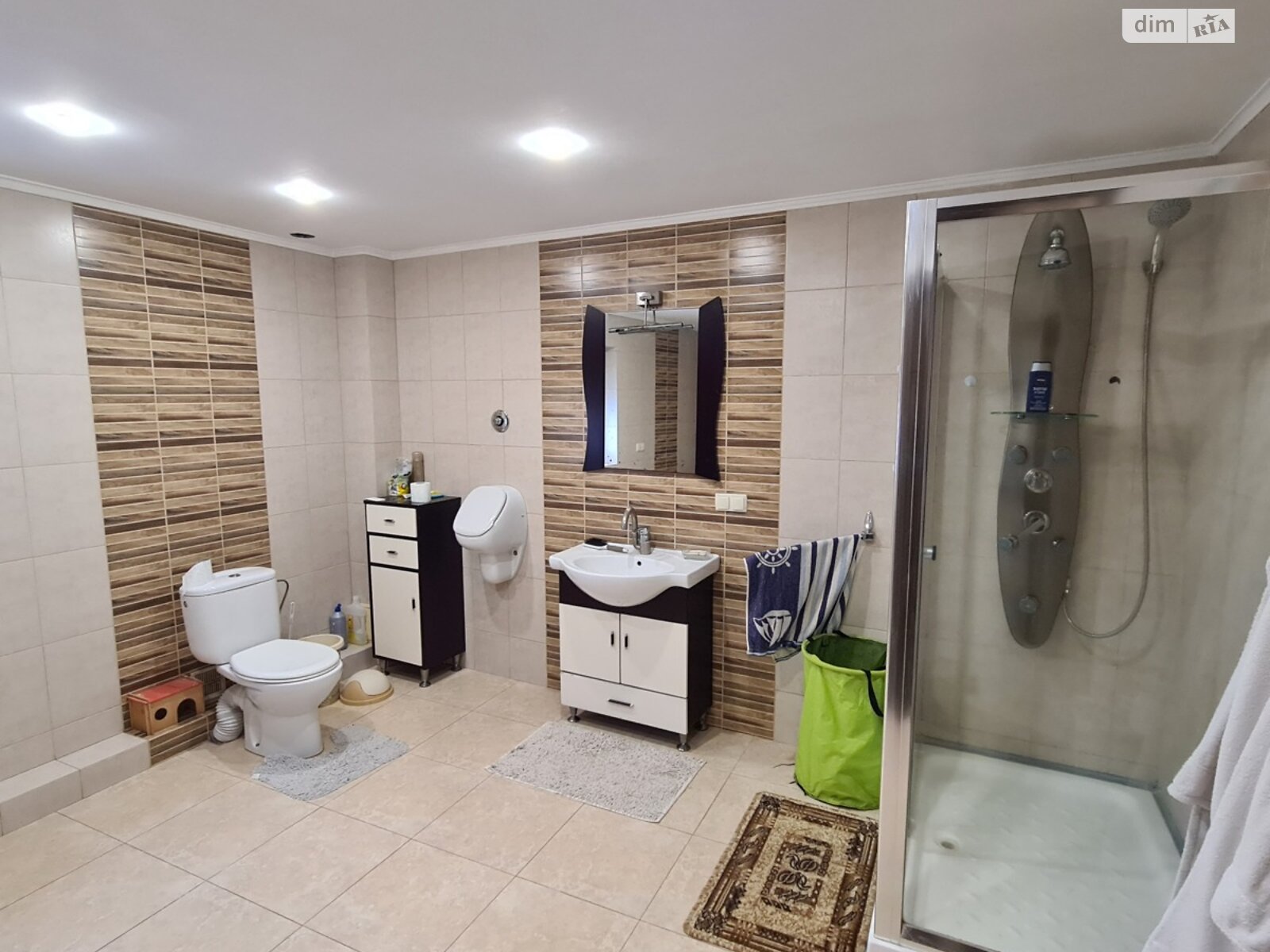 двухэтажный дом с гаражом, 265 кв. м, кирпич. Продажа в Вишенки фото 1 двухэтажный дом с гаражом, 265 кв. м, кирпич. Продажа в Вишенки фото 1